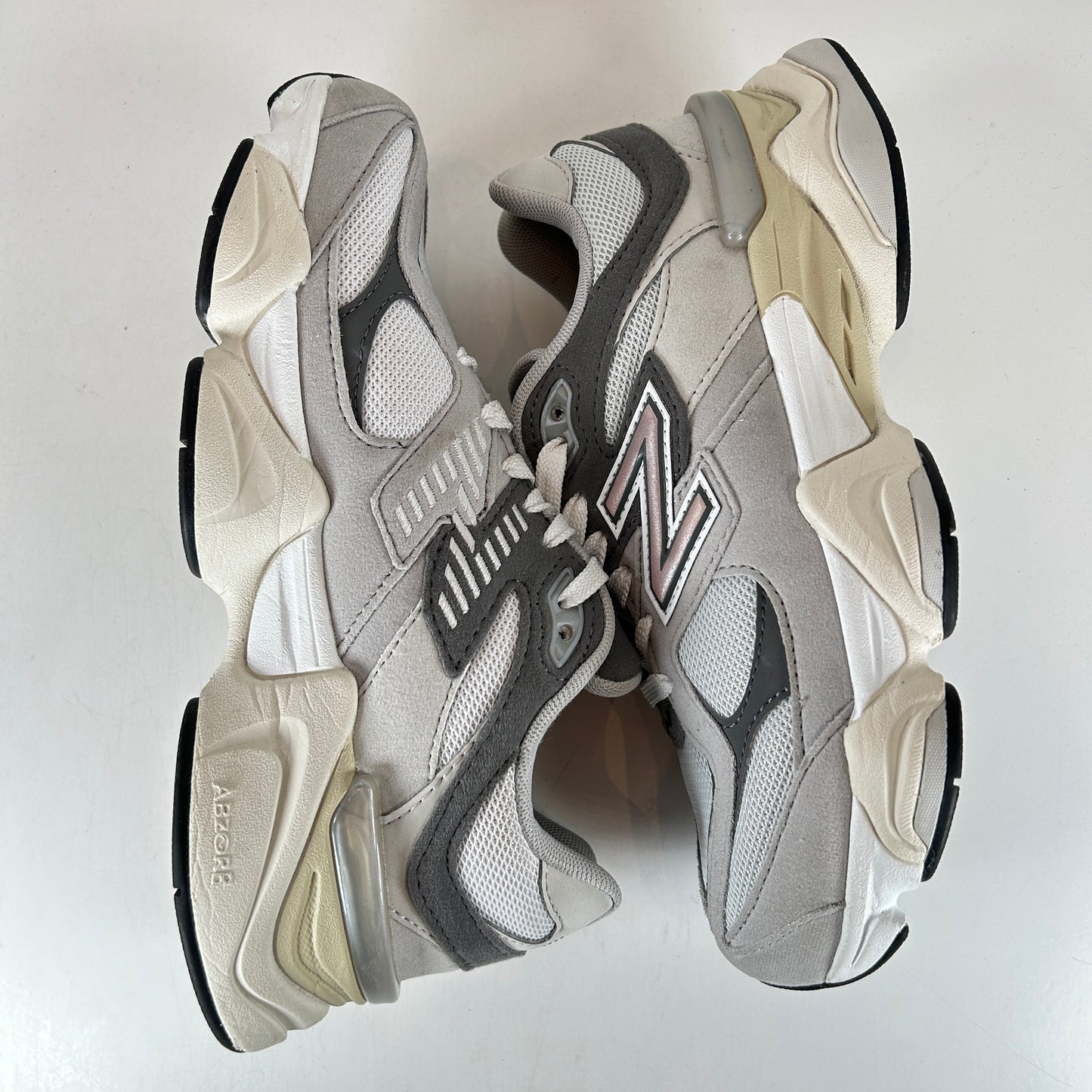 GC9060GY New Balance 9060 Rain Cloud (GS) [USED] - 5.5 M (Used)