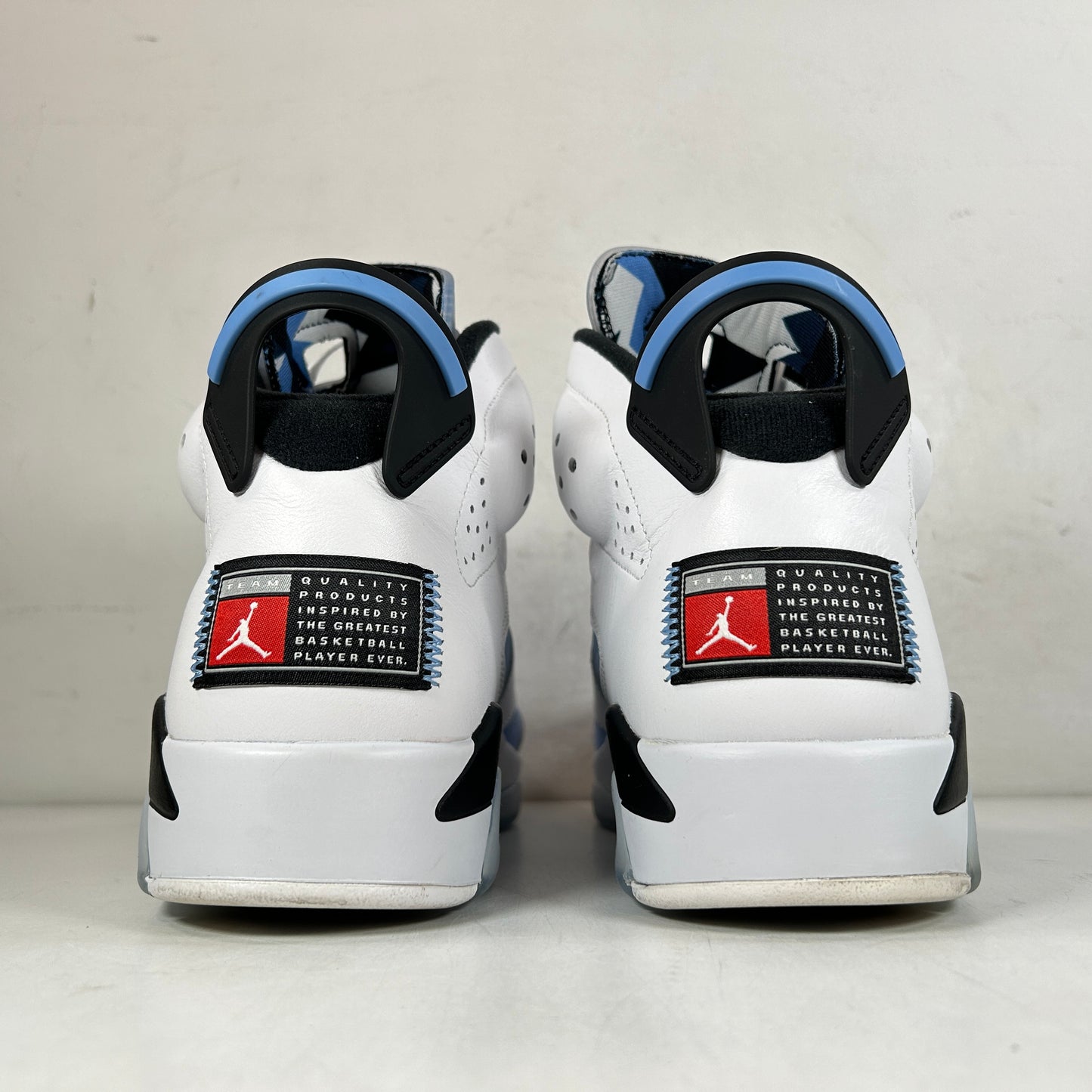 CT8529 410 Jordan 6 Retro UNC White [USED] - 9.5 M (Used)