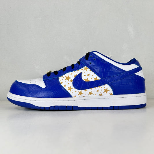 DH3228 100 Nike SB Dunk Low Supreme Stars Hyper Royal (2021) [USED] - 10.5 M (Used)