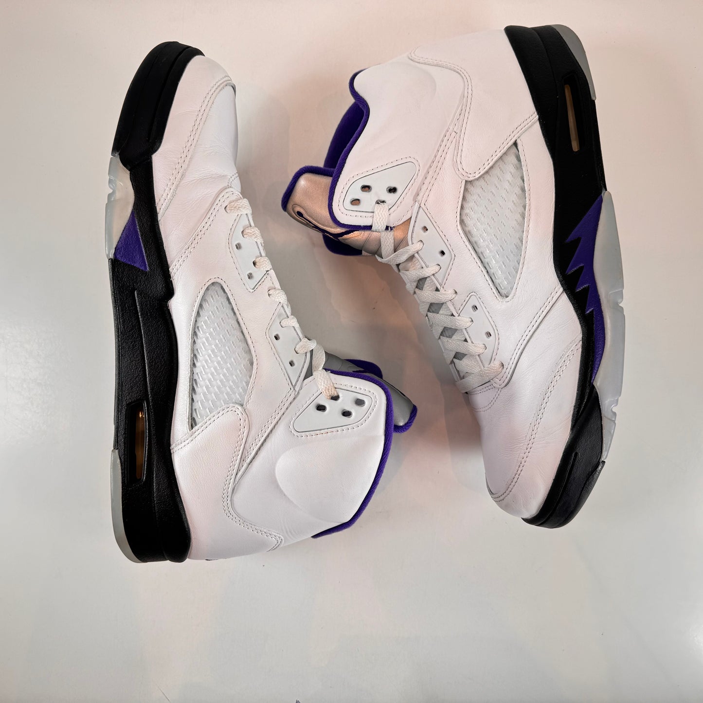 DD0587 141 Jordan 5 Retro Dark Concord [USED] - 11.5 M (Used)