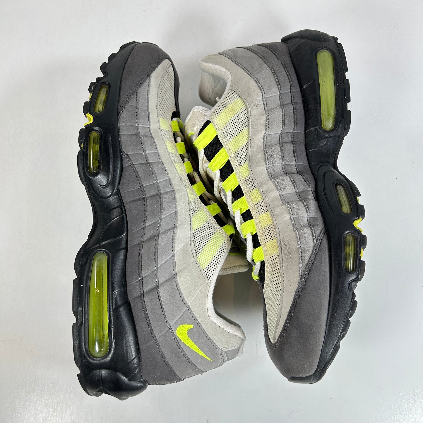 554970 071 Nike Air Max 95 OG Neon (2015) [USED] - 13 M (Used) (Replace Box)