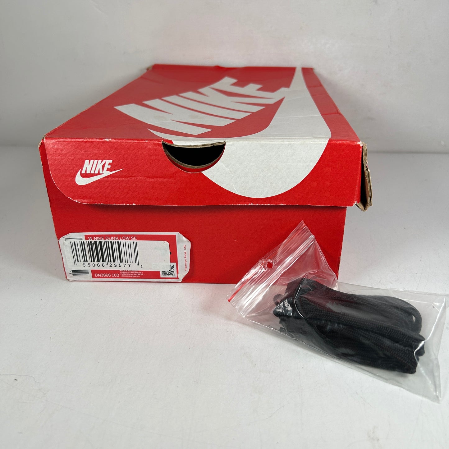 DN3866 100 Nike Dunk Low Safari Mix [USED] - 8 W (Used)