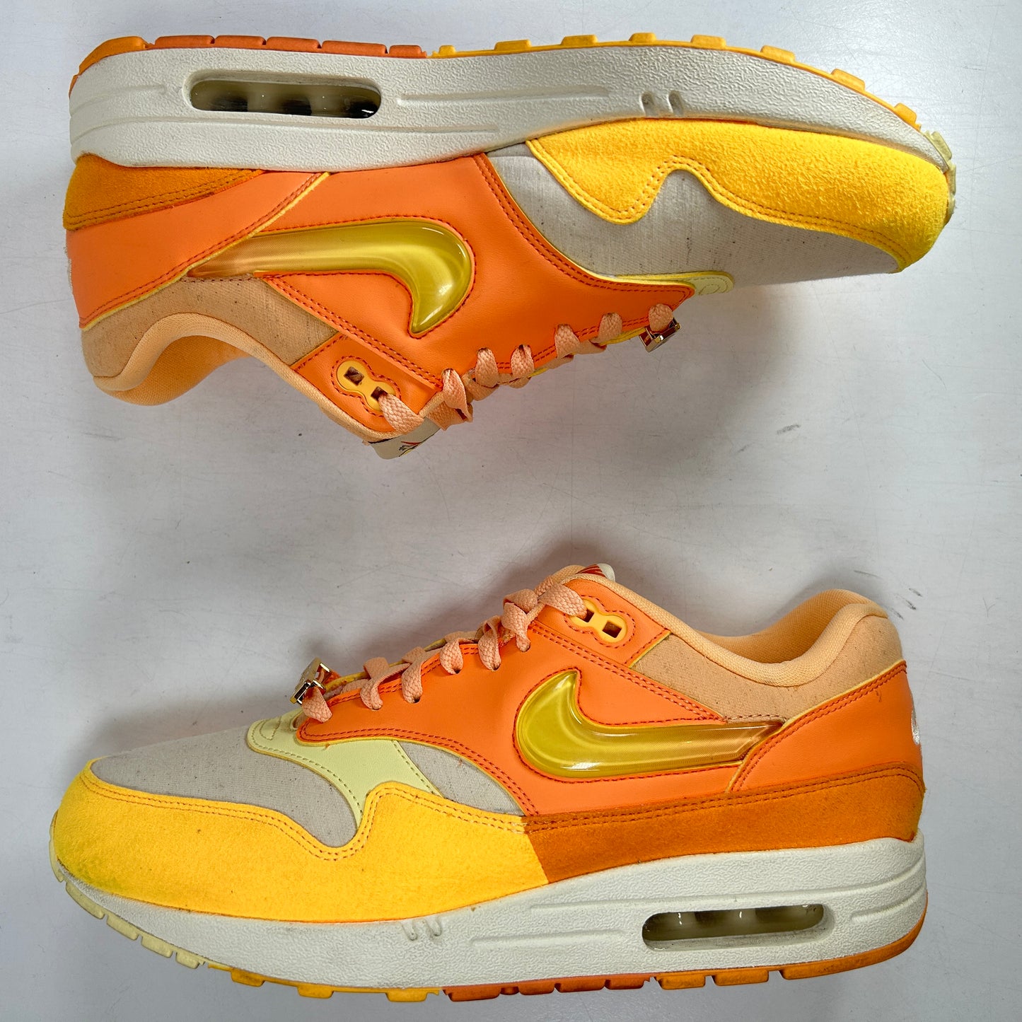 FD6955 800 Nike Air Max 1 Puerto Rico Orange Frost [USED] - 9 M (Used)