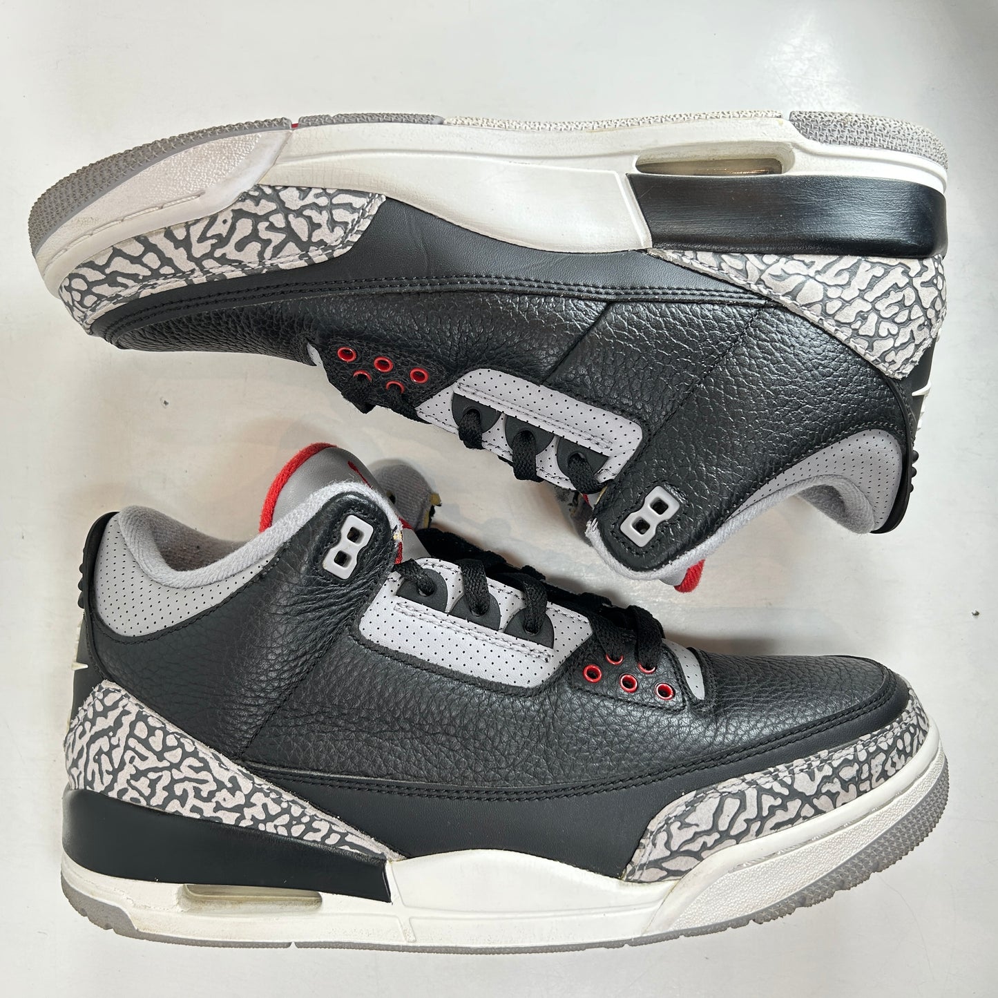 854262 001 Jordan 3 Black Cement 2018 [USED] - 10 M (Used) (No Box)