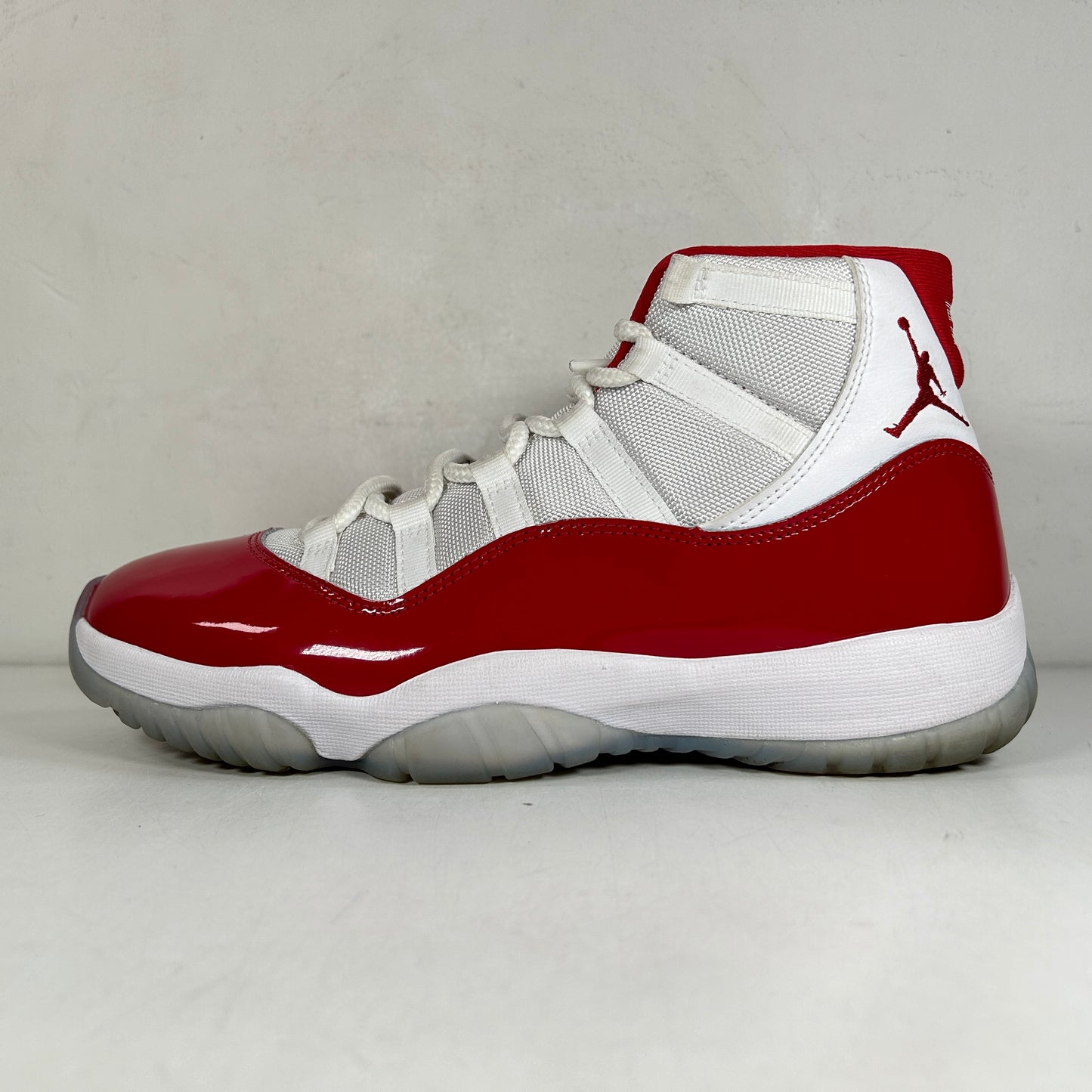 CT8012 116 Jordan 11 Retro Cereza (2022)