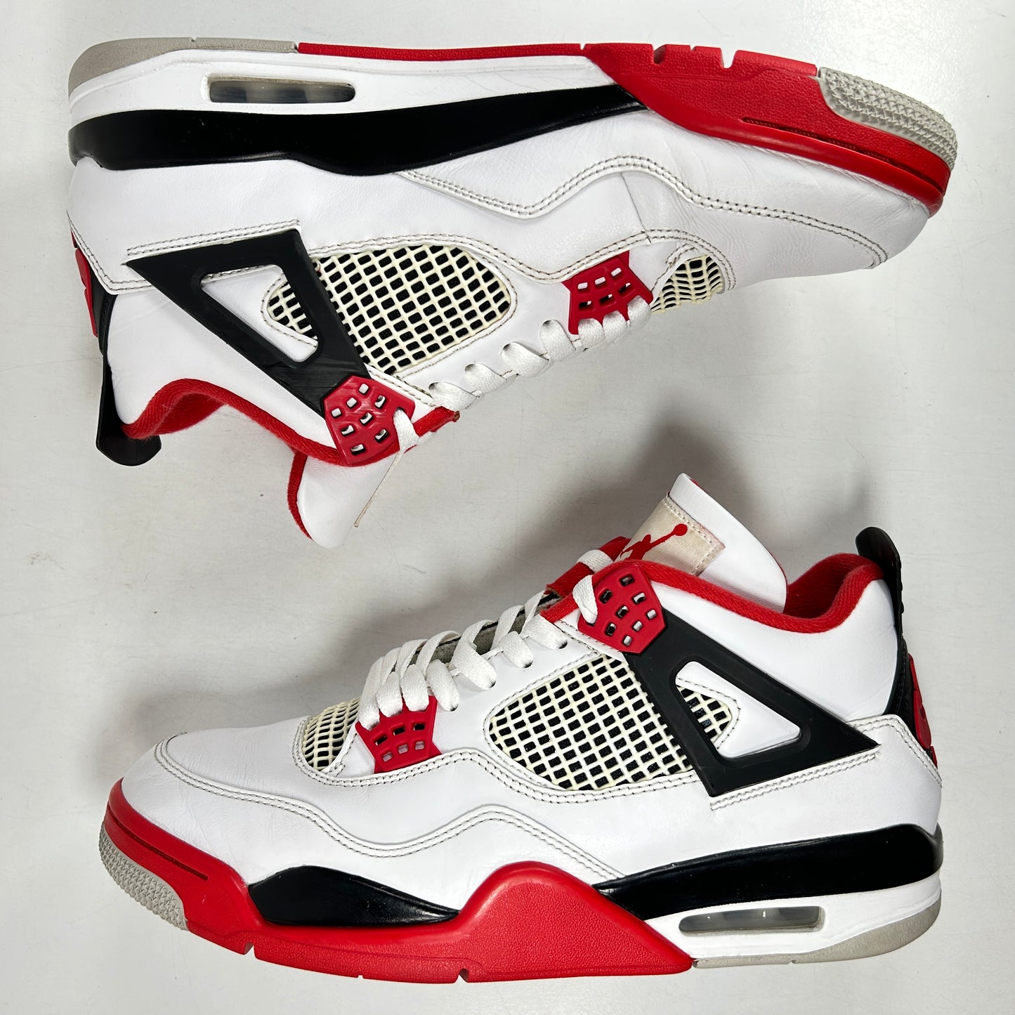 DC7770 160 Jordan 4 Retro Fire Red (2020) [USED] - 10.5 M (Used3)