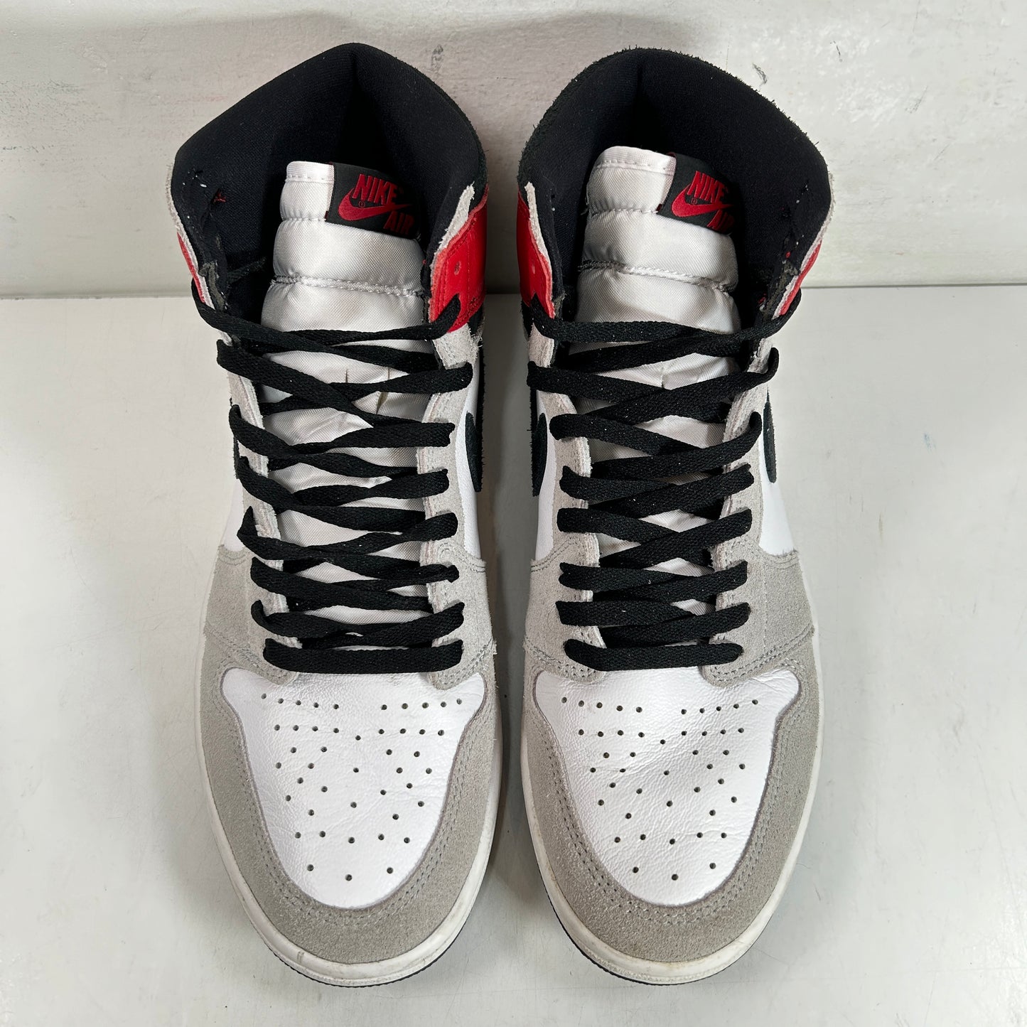 555088 126 Jordan 1 Retro High Smoke Grey [USED] - 12 M (Used) (No Box)