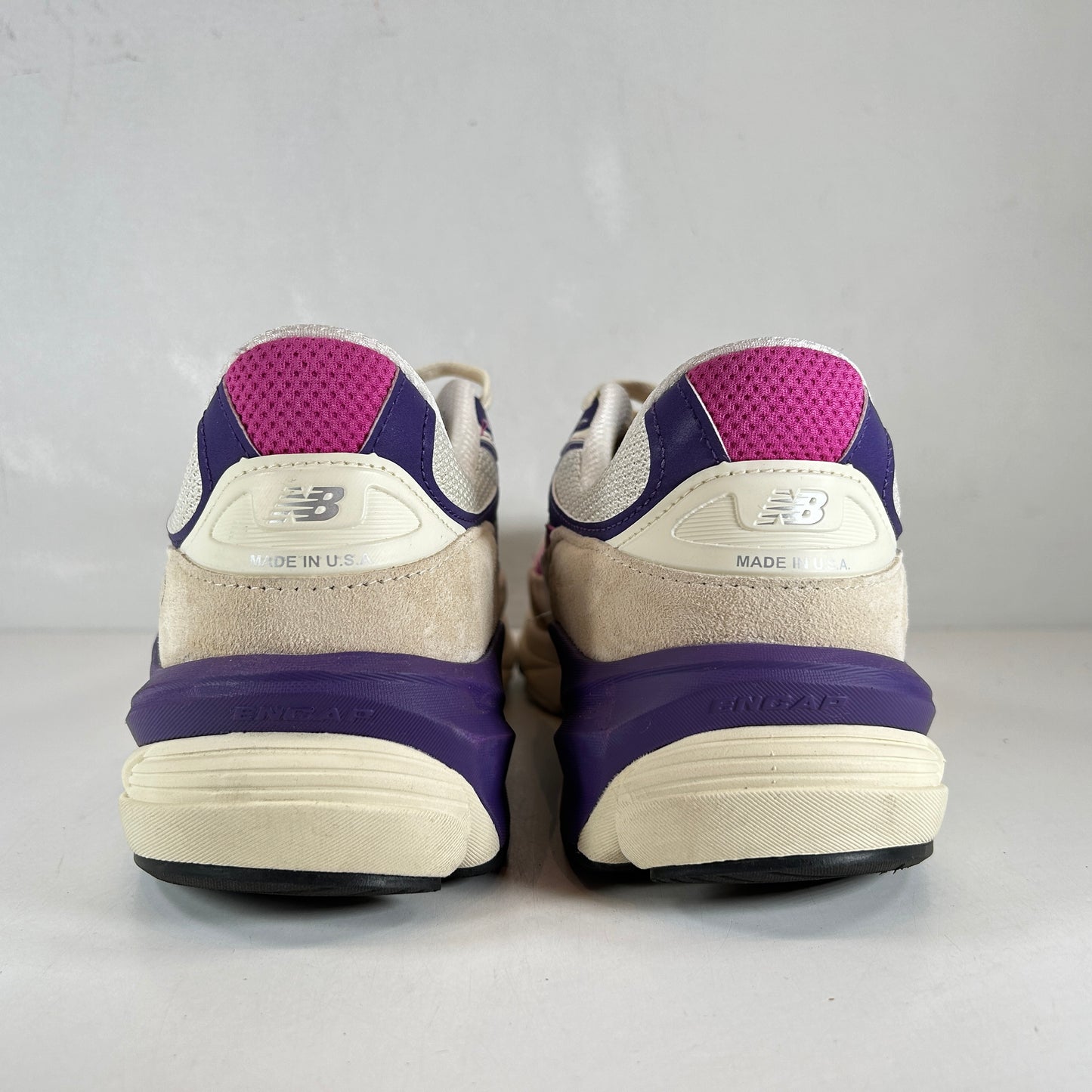 U990TD6 New Balance 990v6 MiUSA Magenta Pop [USED] - 10.5 M (Used)