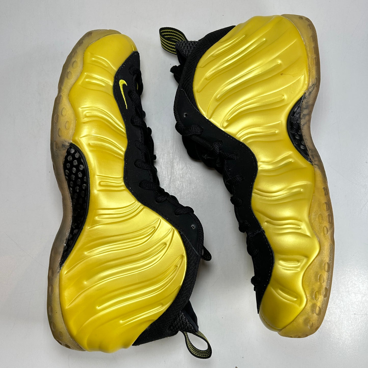 314996 330 Nike Air Foamposite One Electrolime [USED] - 9.5 M (Used) (No Box)