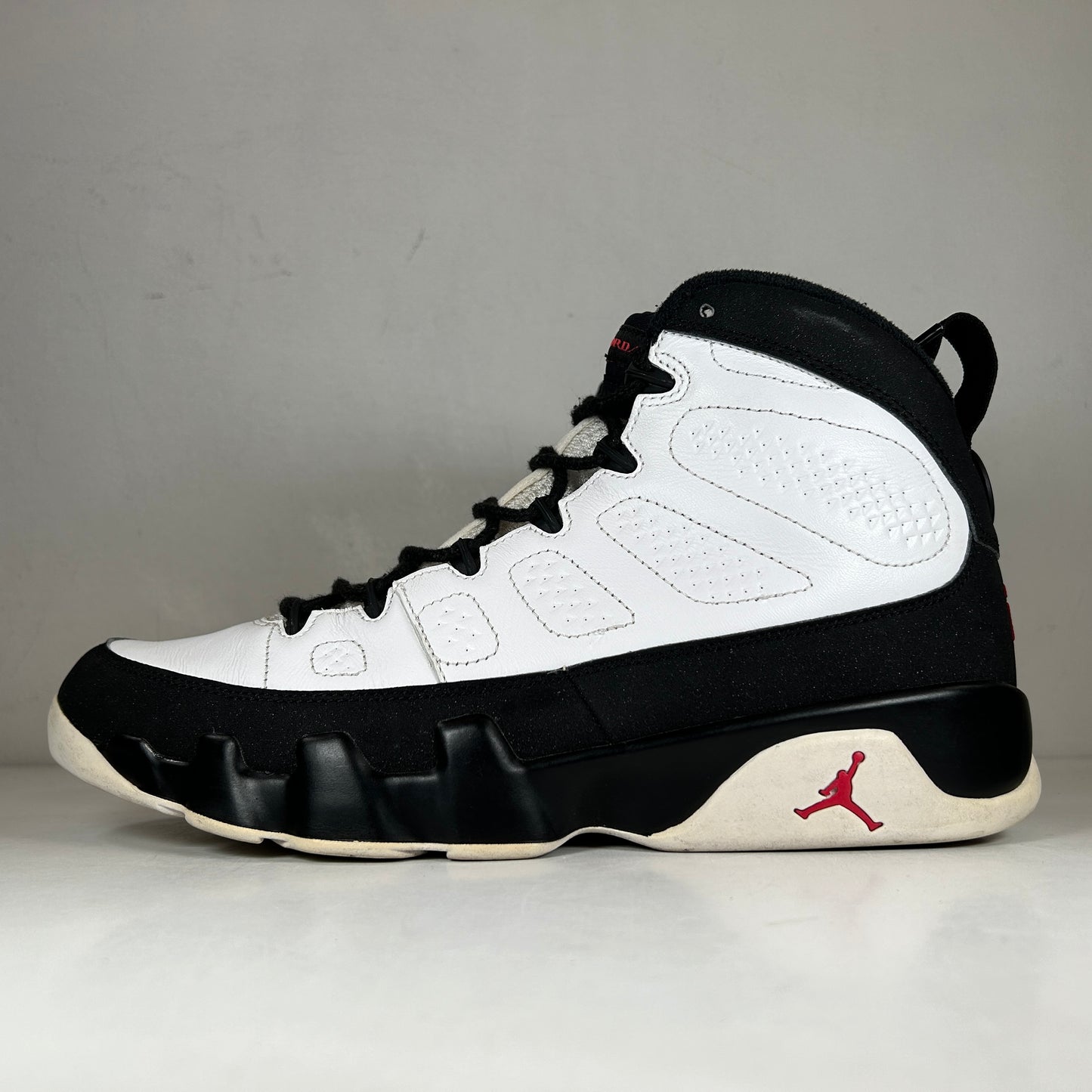 302370 112 Jordan 9 Retro OG (2016) [USED] - 11.5 M (Used)
