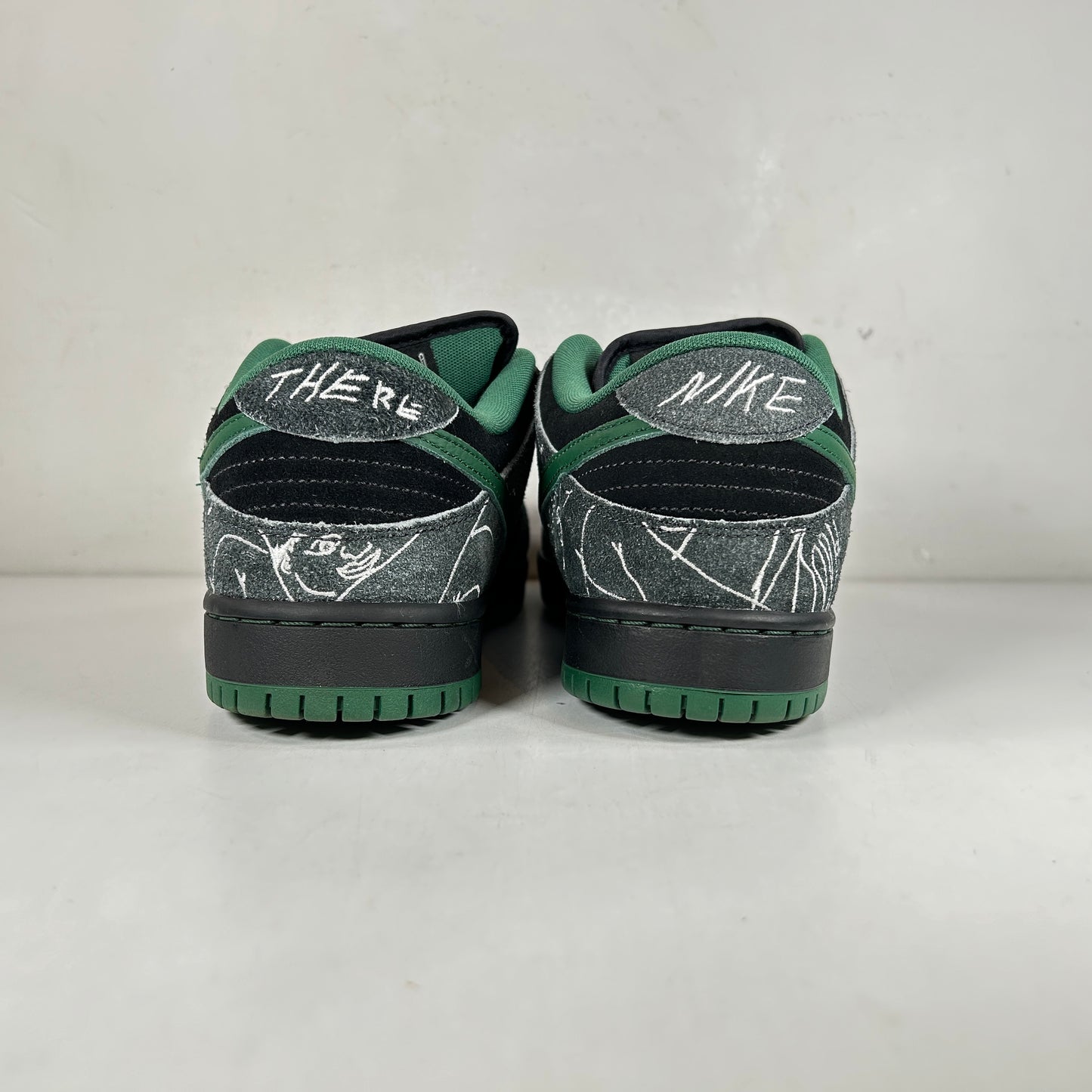 HF7743 001 Nike SB Dunk Low There Skateboards [USED] - 9 M (VNDS)