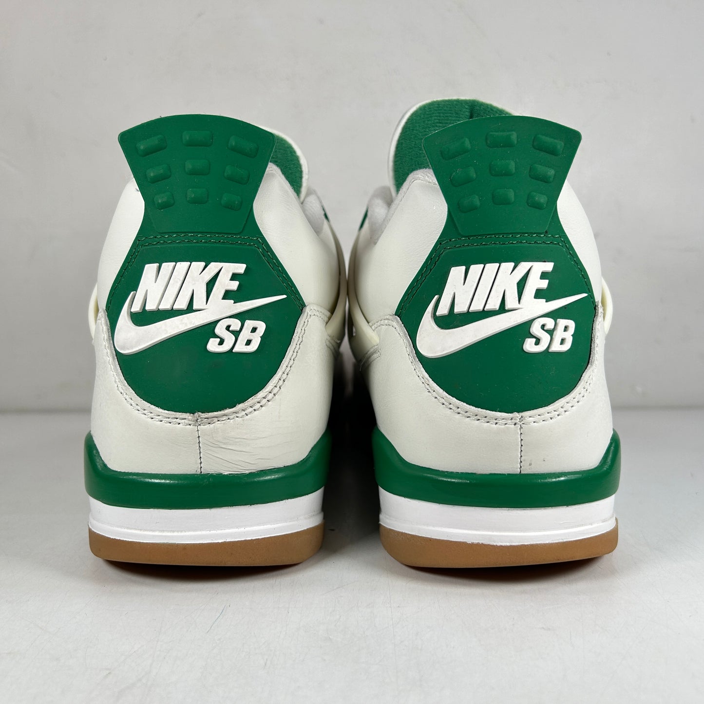 DR5415 103 Jordan 4 Retro SB Pine Green [USED] - 10.5 M (Used3)