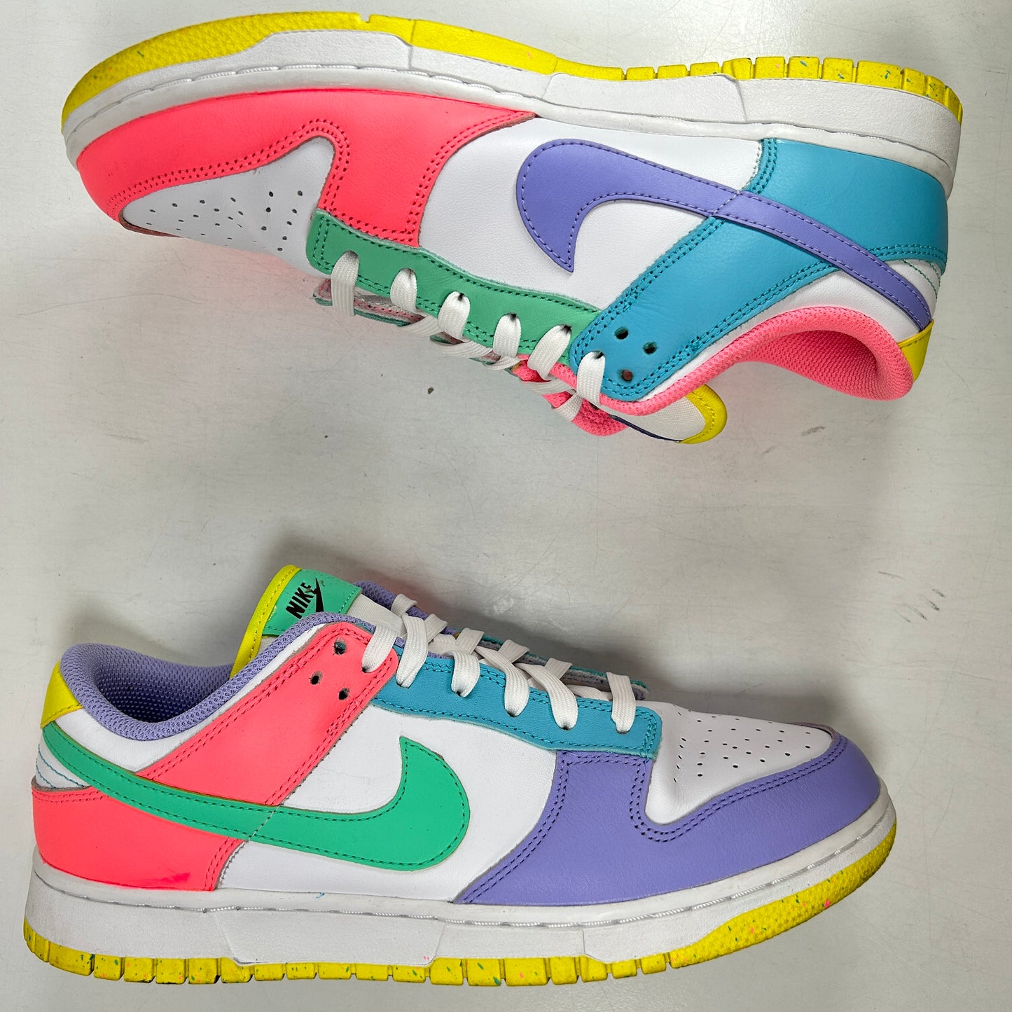 DD1872 100 Nike Dunk Low SE Easter Candy (Women's) [USED] - 10.5W (Used)