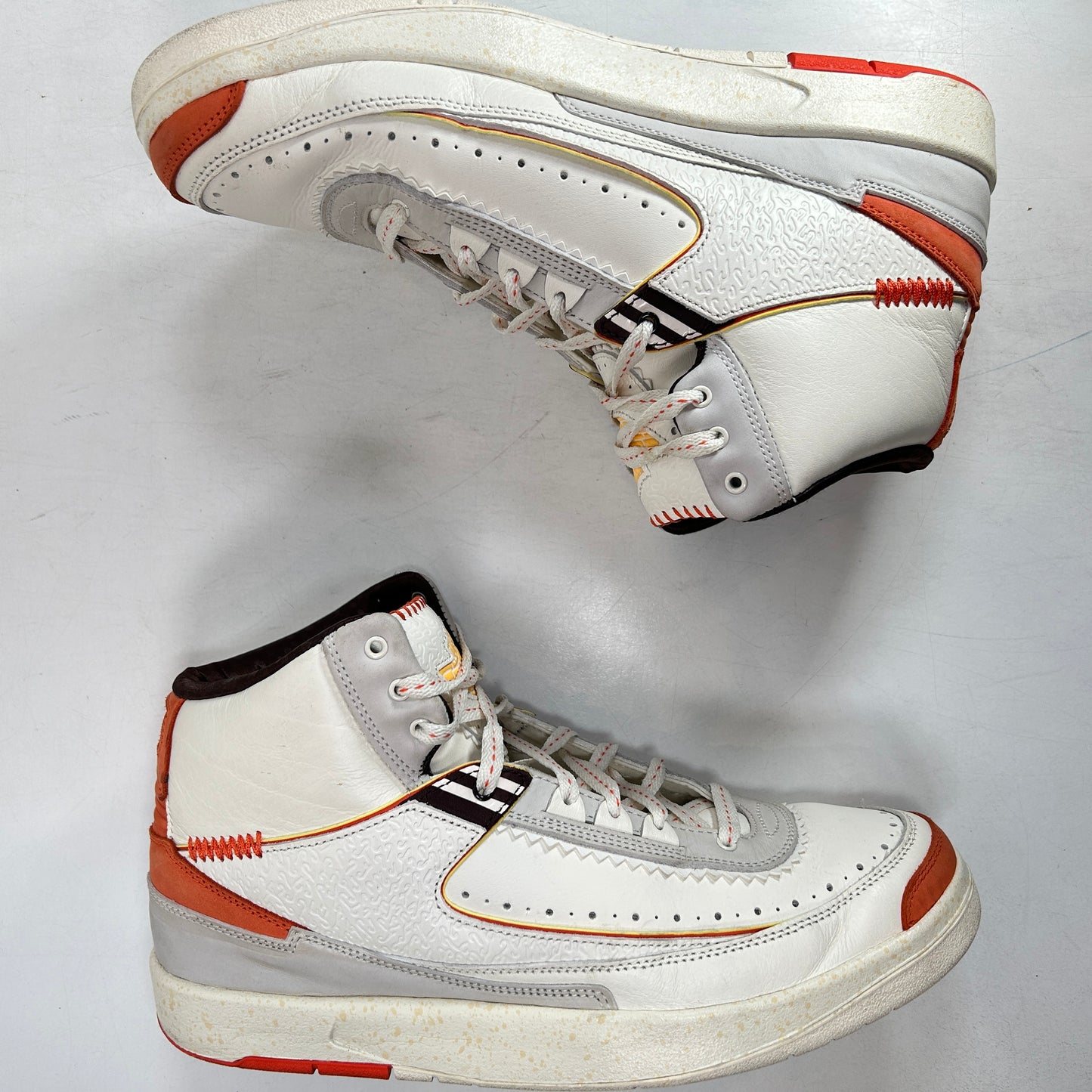 DO5254 180 Jordan 2 Retro SP Maison Chateau Rouge [USED] - 11.5 M (Used)
