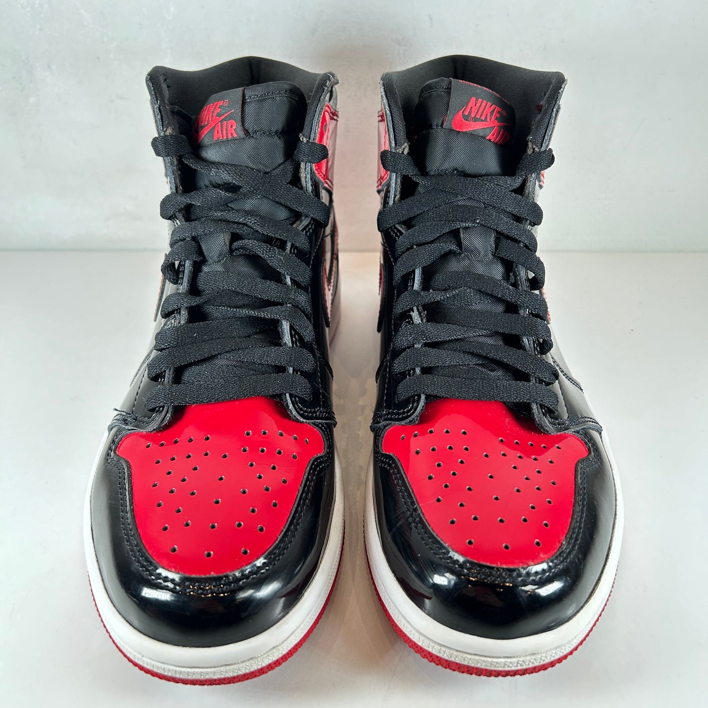 555088 063 Jordan 1 Retro High OG Patent Bred [USED] - 8.5 M (Used)