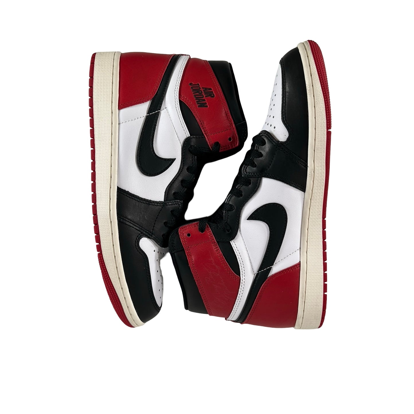 DZ5485 106 Jordan 1 Retro High OG Black Toe Reimagined [USED] - 10 M (Used9)