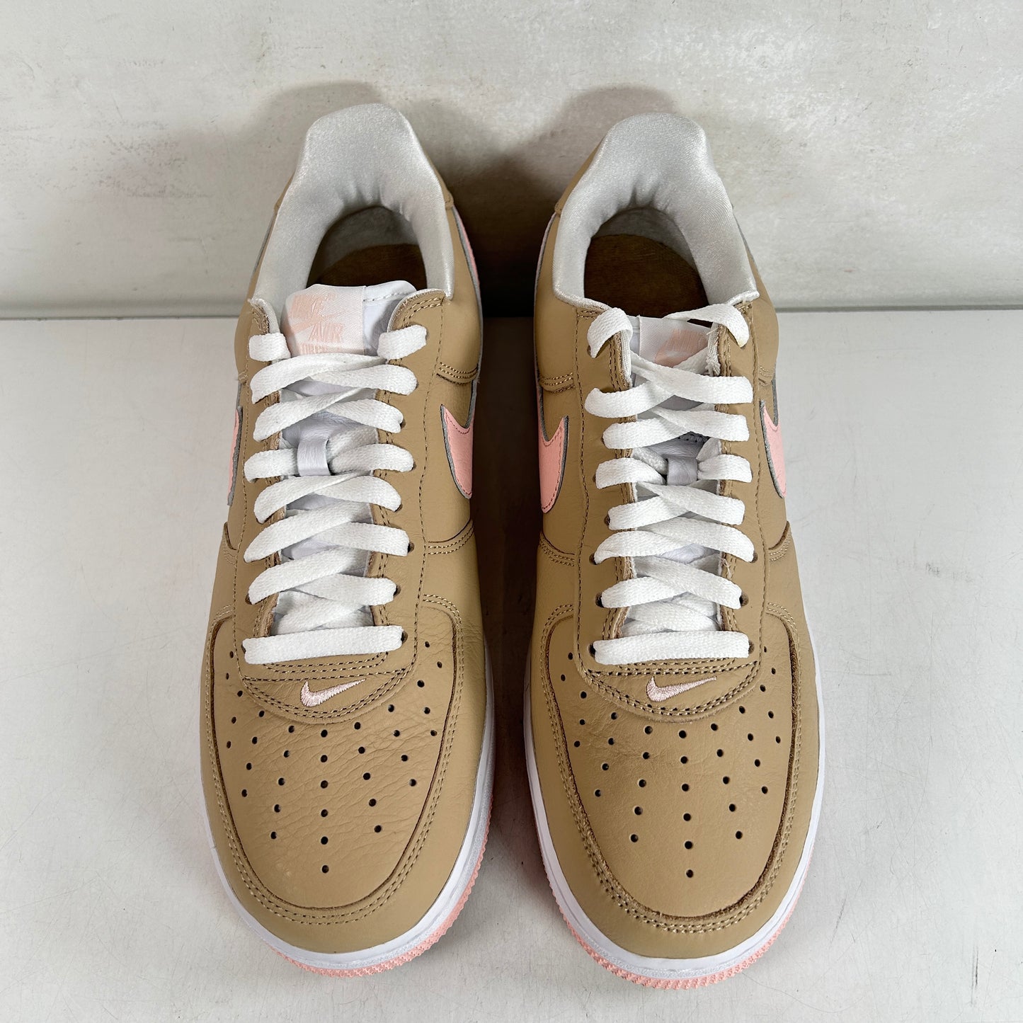 845053 201 Nike Air Force 1 Low Linen (2024) [USED] - 10 M (Used2)