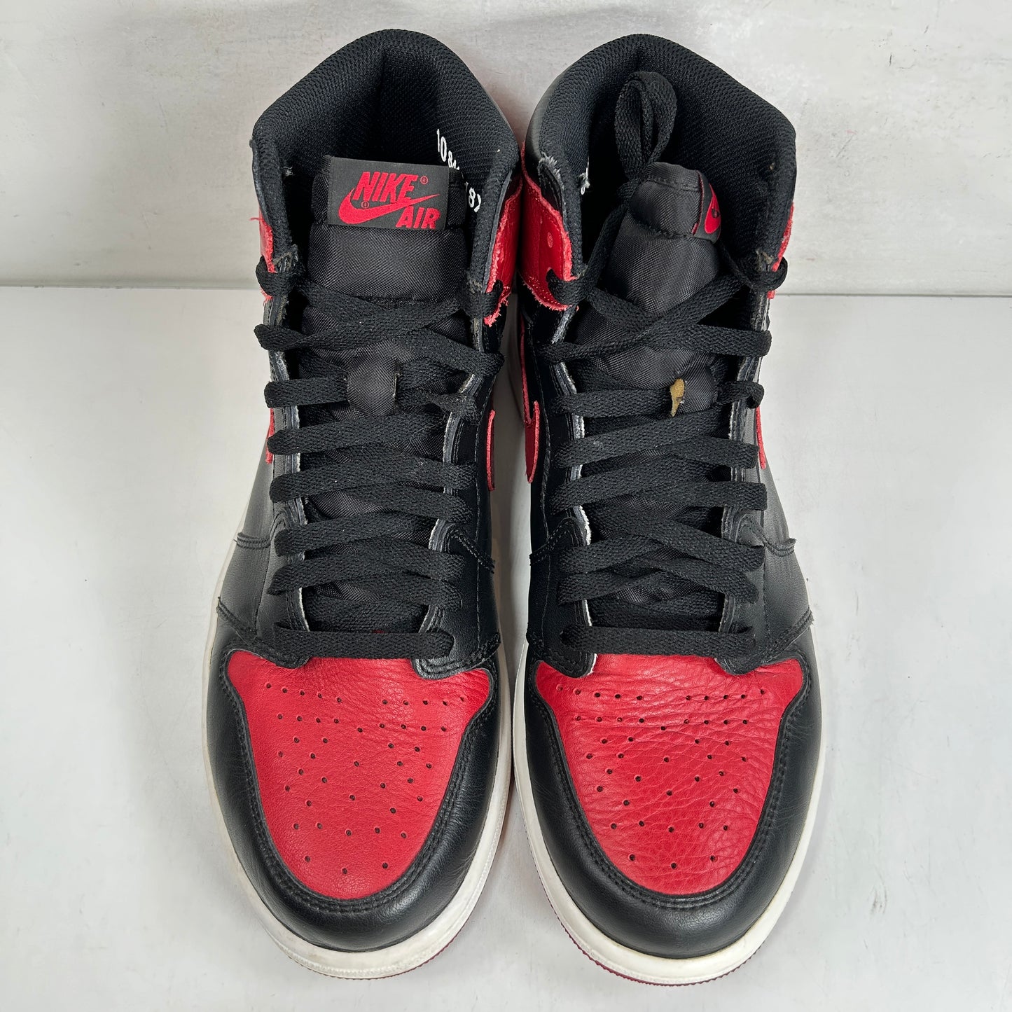 555088 001 Jordan 1 Retro High Bred Banned (2016) [USED] - 10 M (Used) (Replace Box)