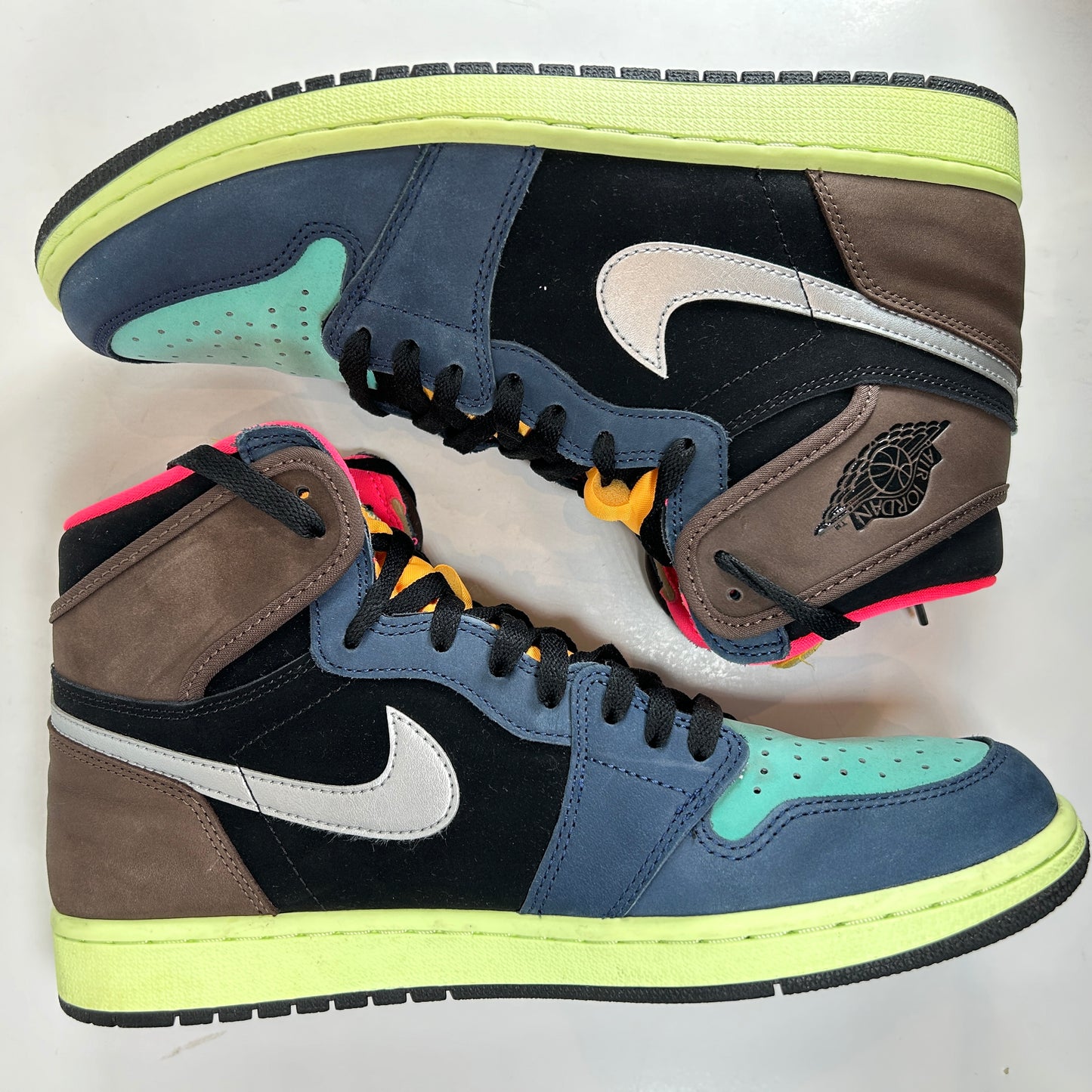 555088 201 Jordan 1 Tokyo Bio Hack [USED] - 11 M (Used2)