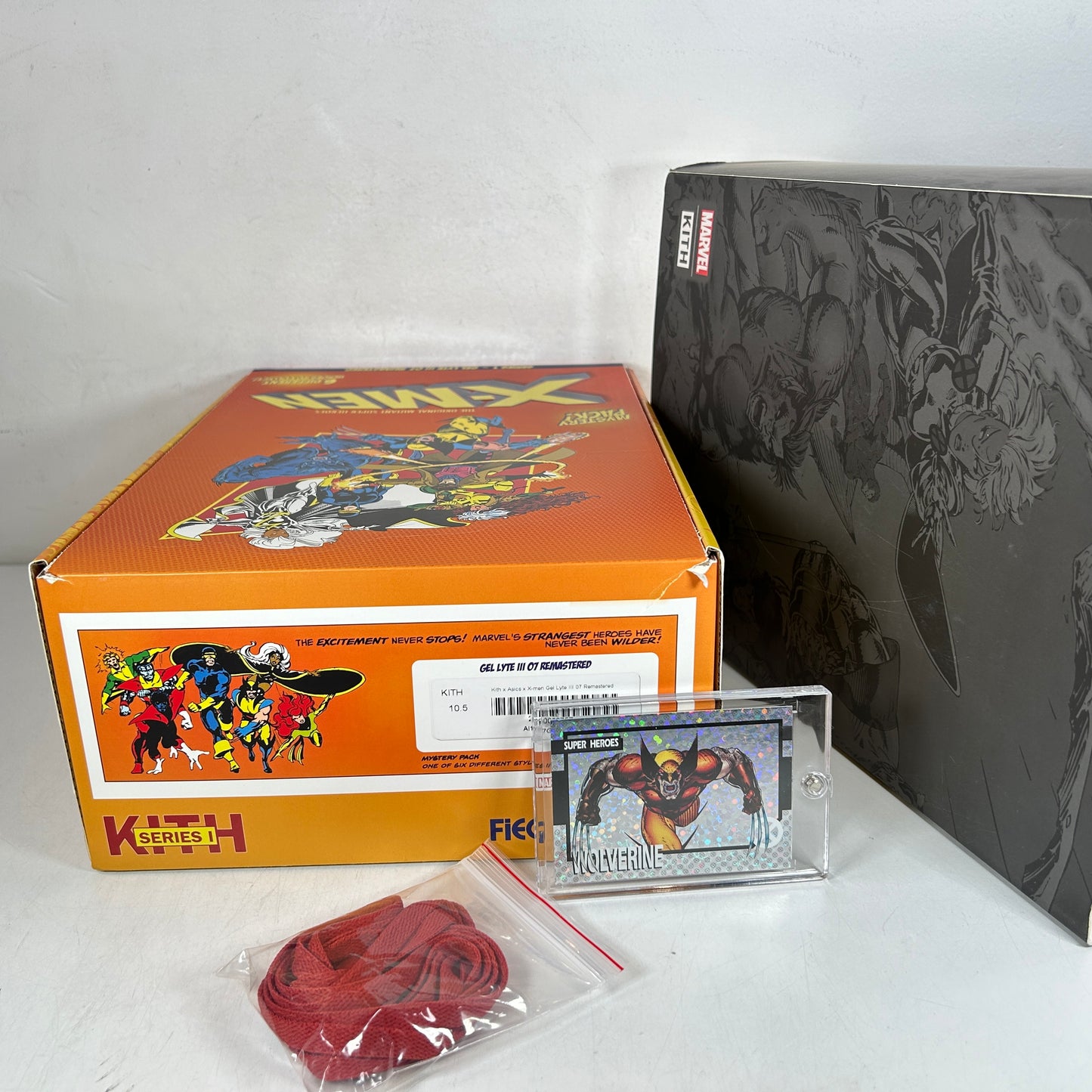 1201A957 750 Kith Marvel X-Men Wolverine 1980 Opened Box (Trading Card Included) [USED] - 10.5 M (Used)