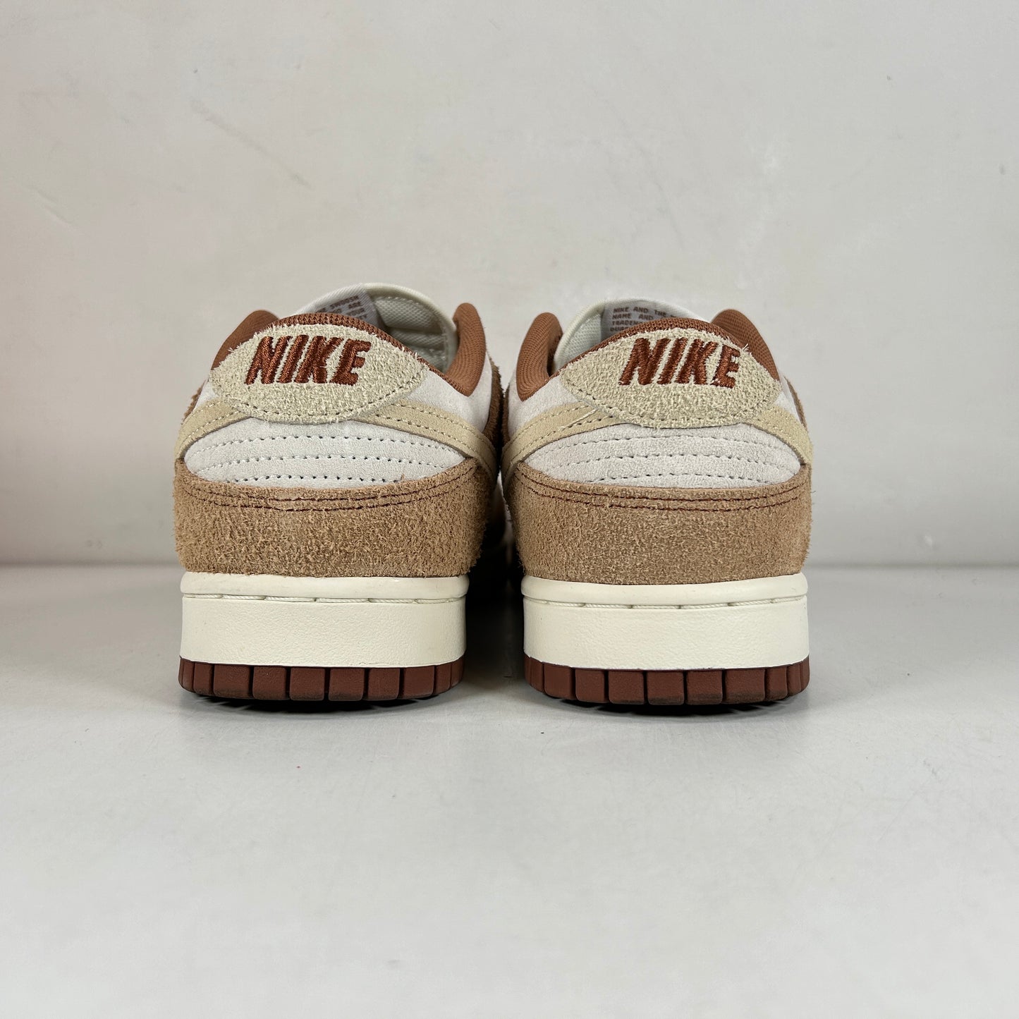 DD1390 100 Nike Dunk Low Medium Curry [USED] - 9 M (Used)