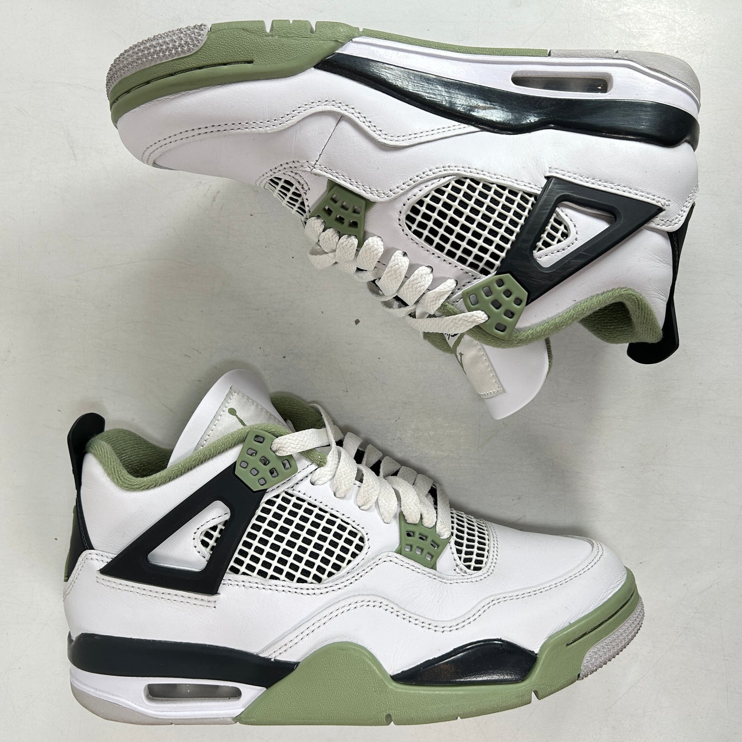 AQ9129 103 Jordan 4 Retro Seafoam (W) [USED] - 8W (Used)