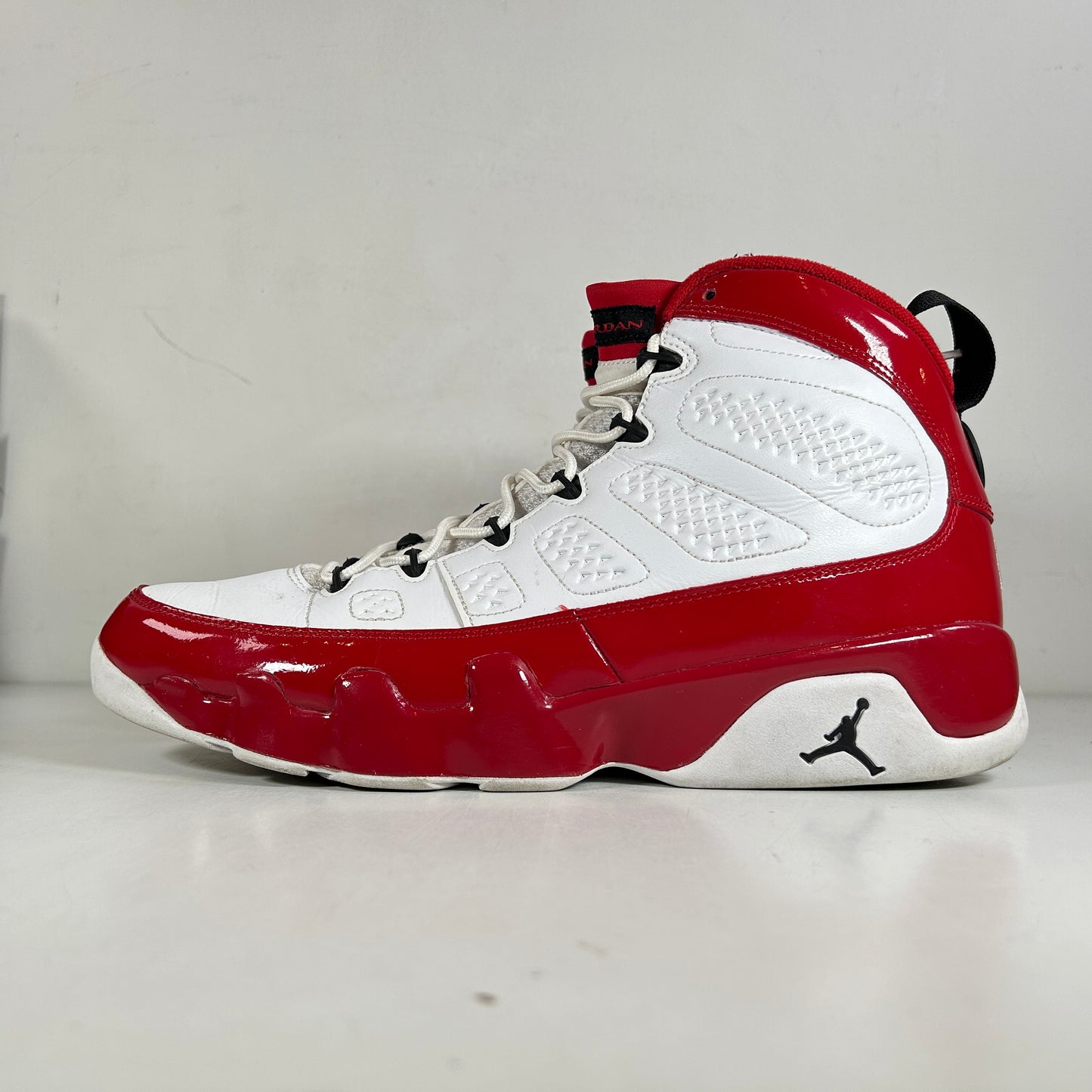 302370 160 Jordan 9 Retro White Gym Red [USED] - 12 M (Used) (Replace Box)