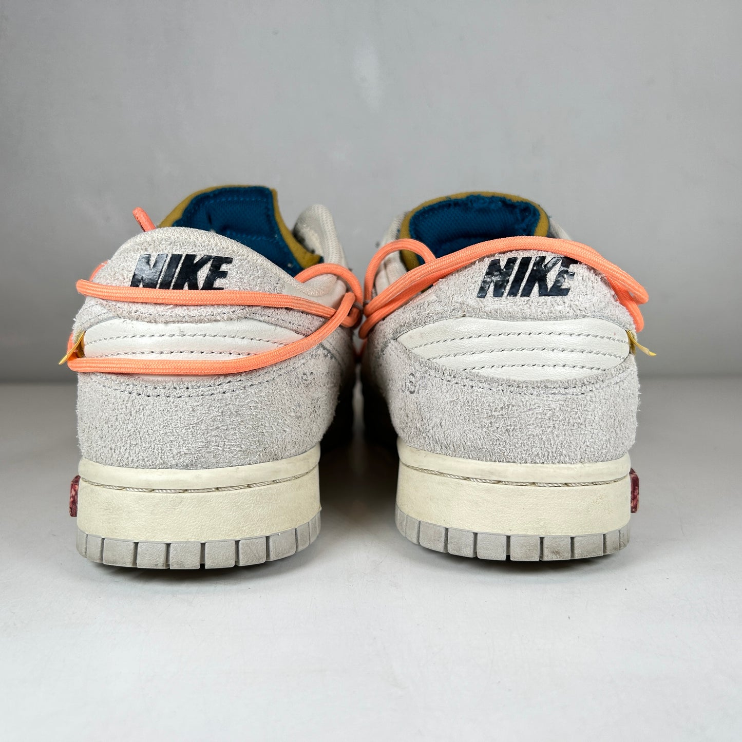 DJ0950 119 Nike Dunk Low Off-White Lot 19 [USED] - 8.5 M (Used)