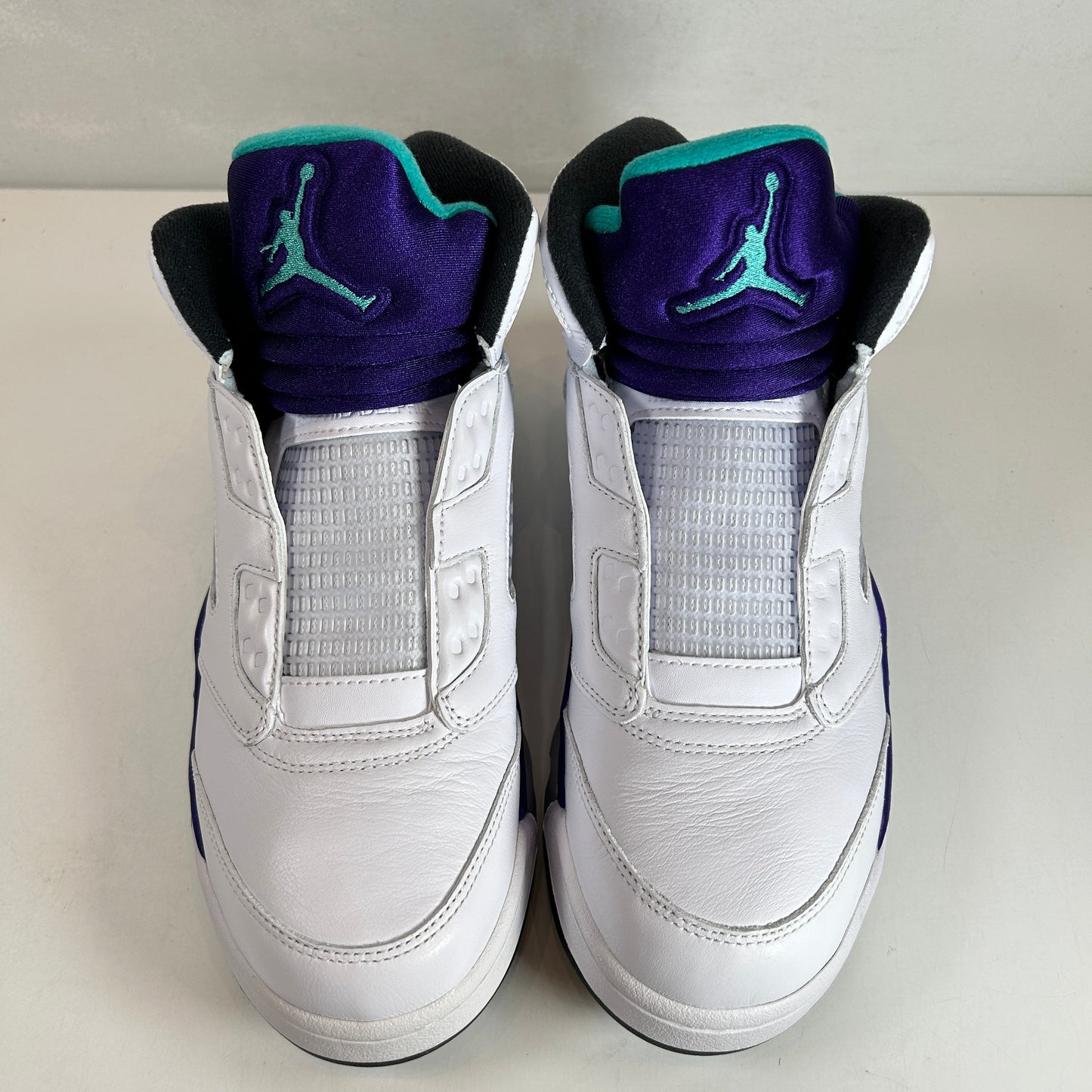 AV3919 135 Jordan 5 Retro Grape Fresh Prince [USED] - 8.5 M (VNDS)