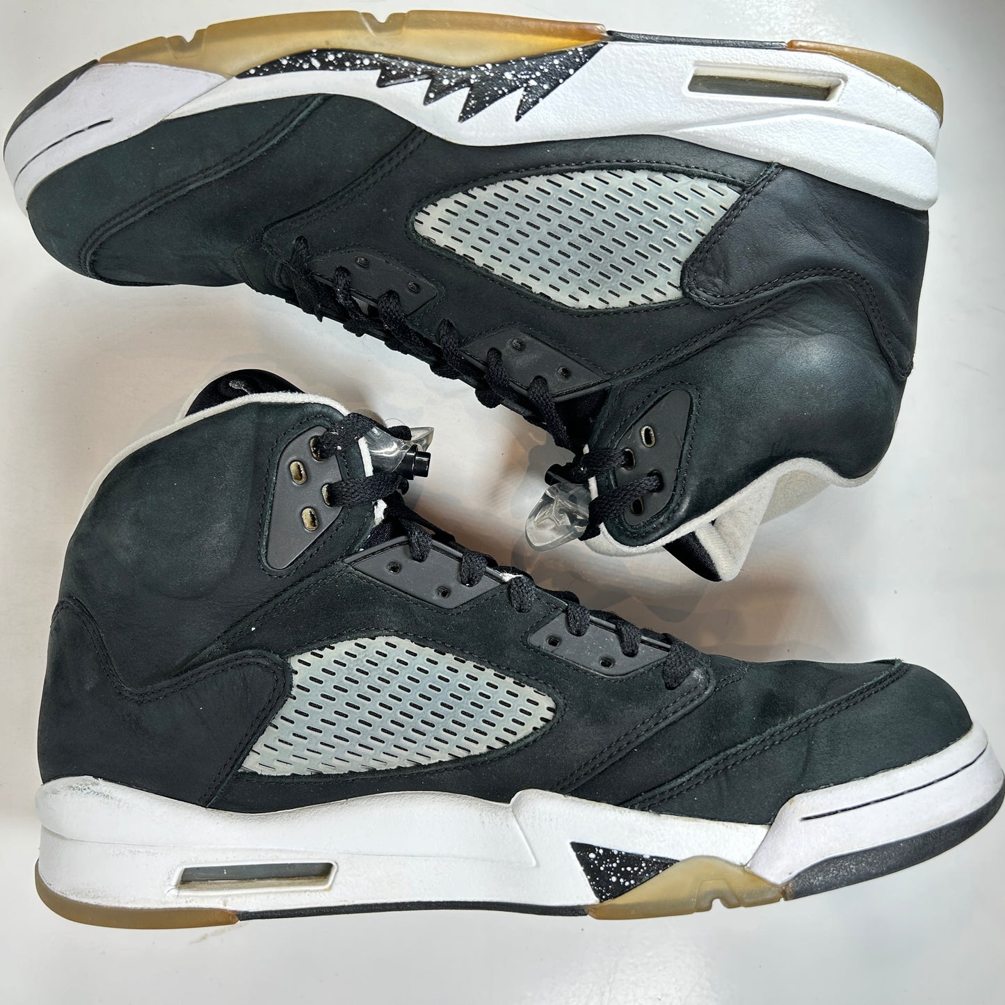136027 035 Jordan 5 Retro Oreo (2013) [USED] - 12 M (Used2)