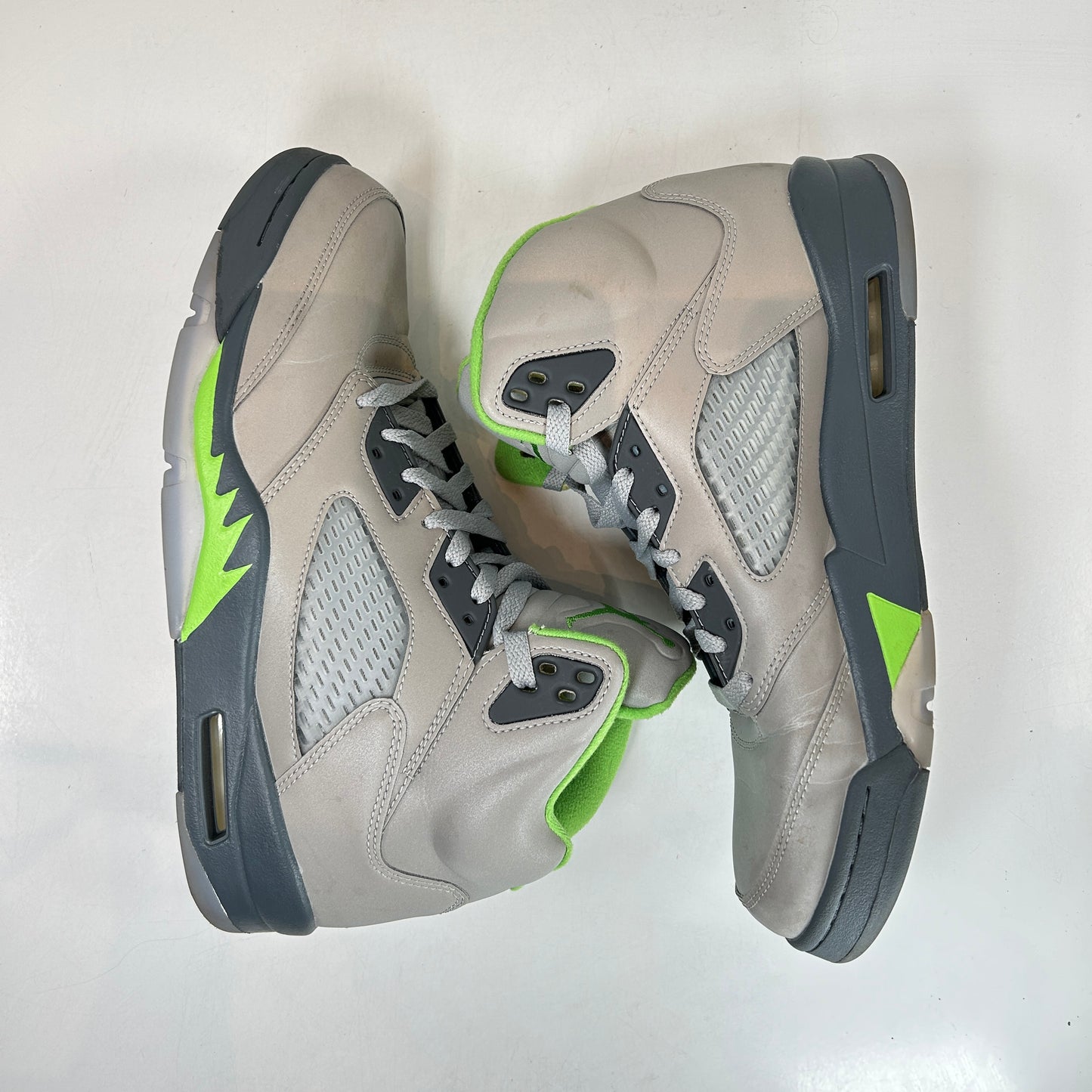 DM9014 003 Jordan 5 Retro Green Bean [USED] - 10.5 M (Used)