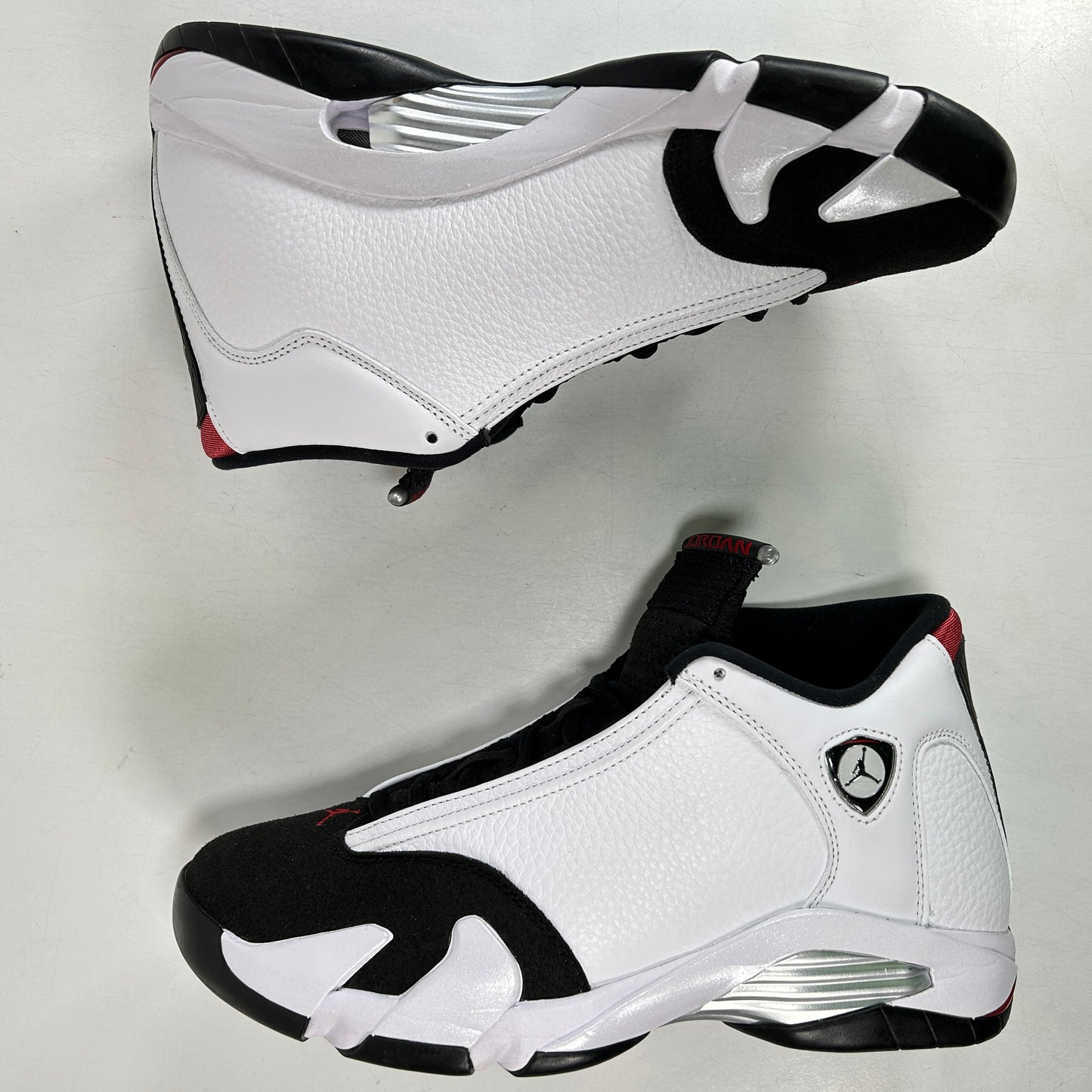 487471 160 Jordan 14 Retro Black Toe (2024) [USED] - 9 M (VNDS)