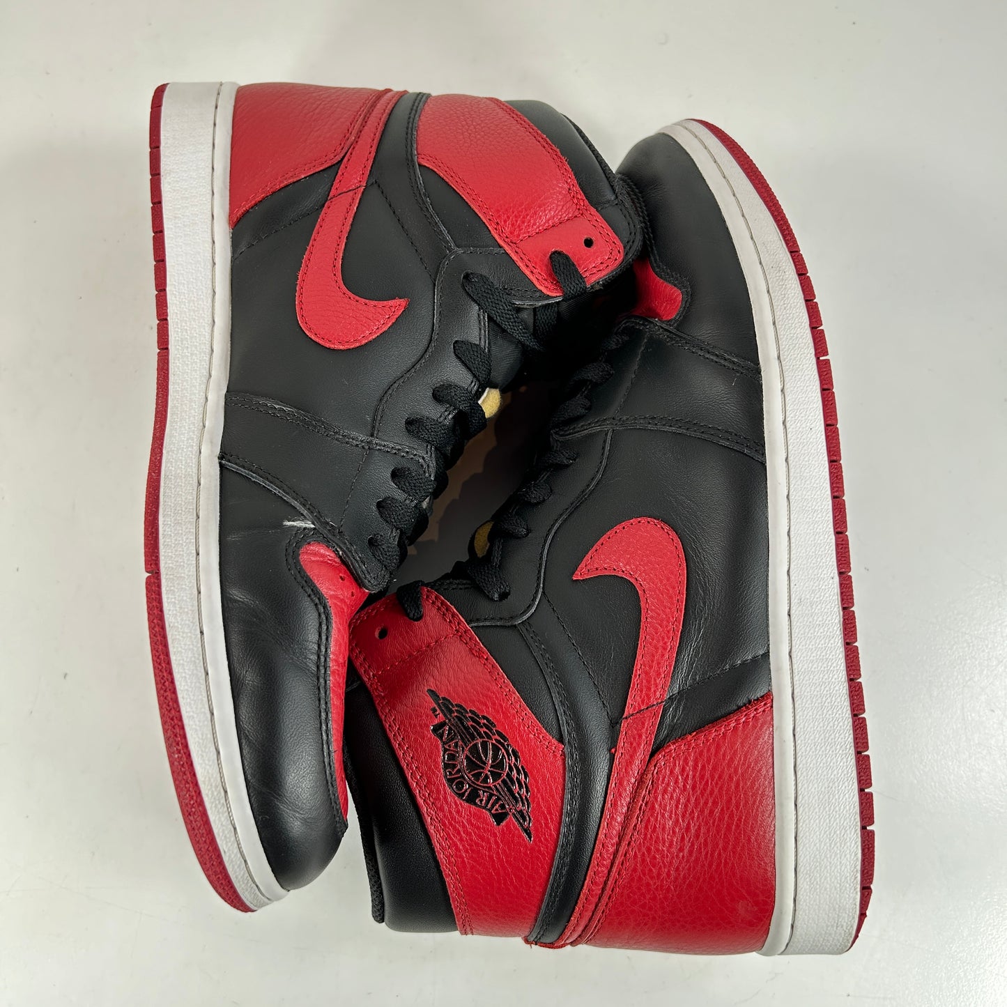 555088 001 Jordan 1 Retro High Bred Banned (2016) [USED] - 12 M (Used) (No Box)