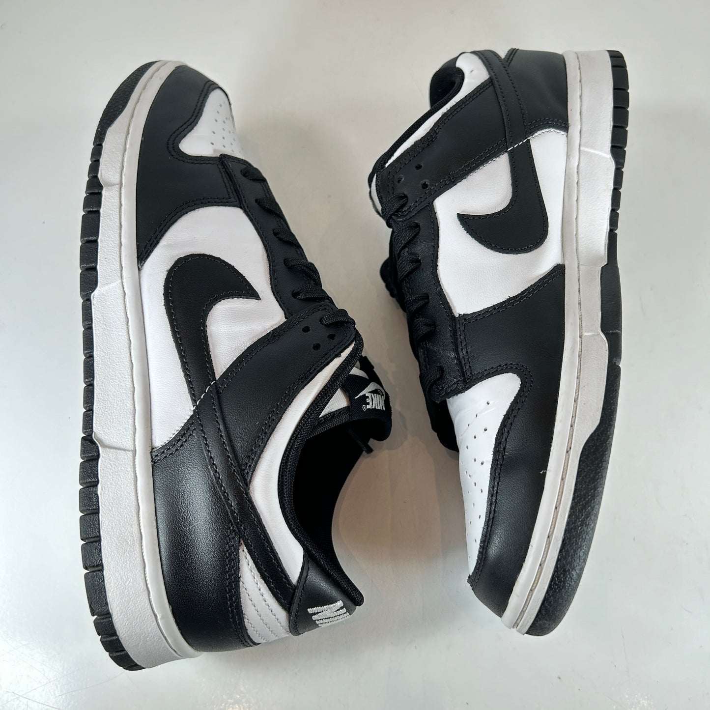 DD1391 100 Nike Dunk Low Retro White Black Panda [USED] - 10.5 M (Used)