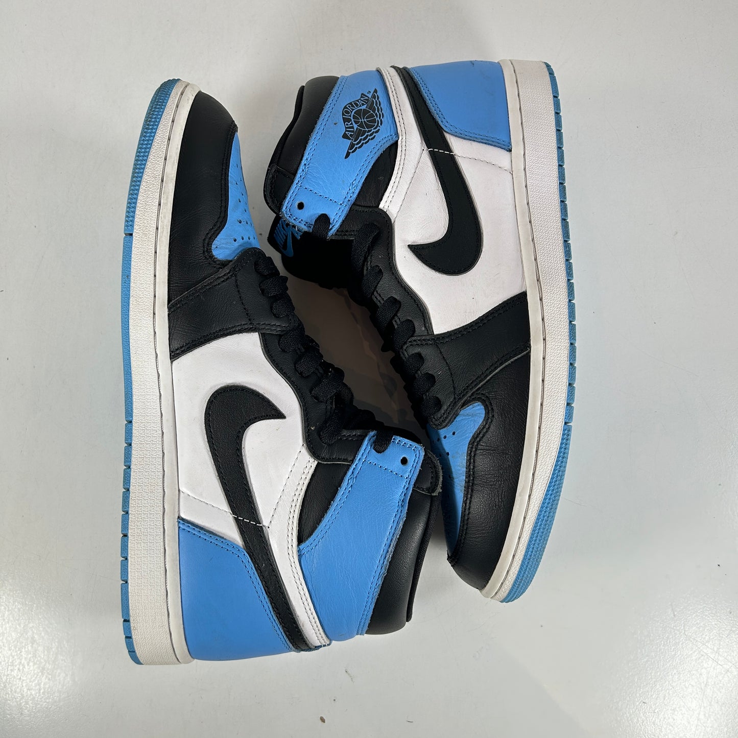 DZ5485 400 Jordan 1 Retro High OG UNC Toe [USED] - 10.5 M (Used4)