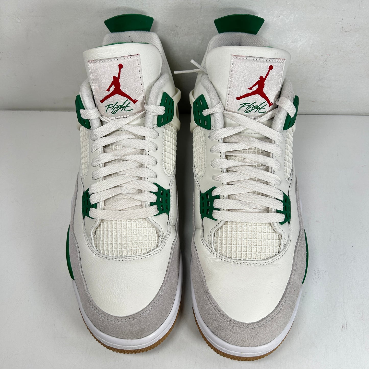 DR5415 103 Jordan 4 Retro SB Pine Green [USED] - 10.5 M (Used2)