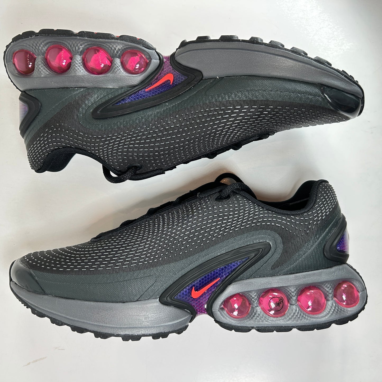 DV3337 008 Nike Air Max Dn All Night [USED] - 8.5 M (Used)