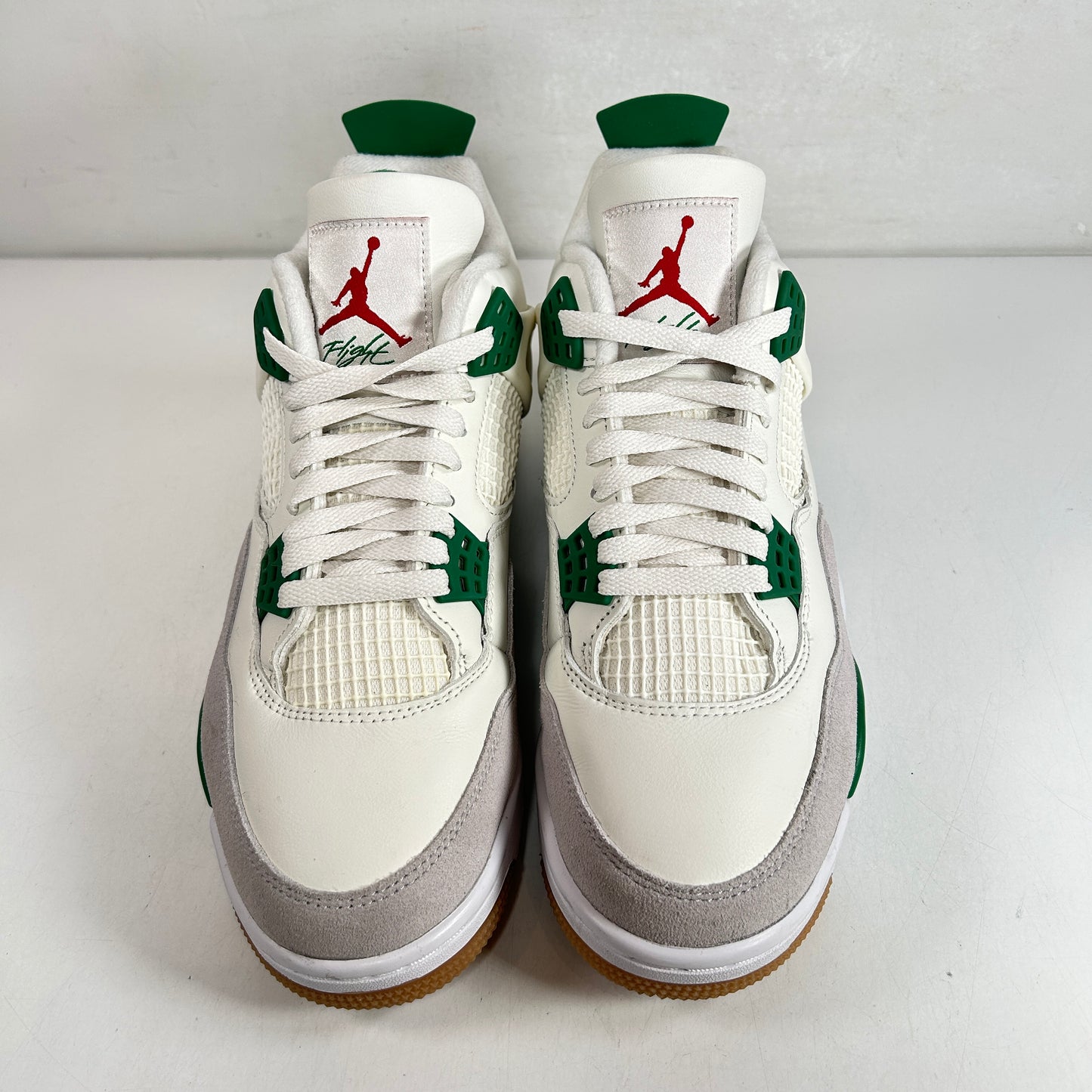 DR5415 103 Jordan 4 Retro SB Pine Green [USED] - 9 M (Used3)