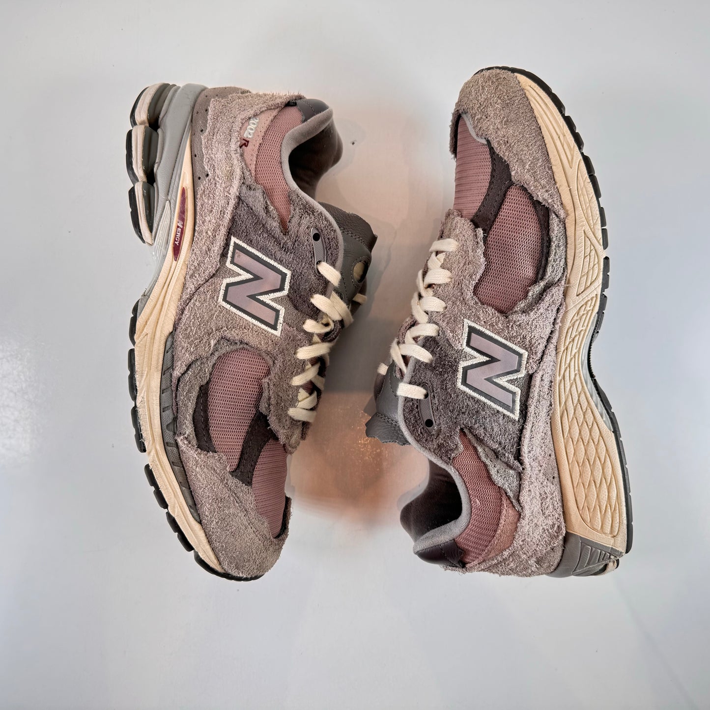 M2002RDY New Balance 2002R Protection Pack Dusty Lilac [USED] - 9 M (Used)