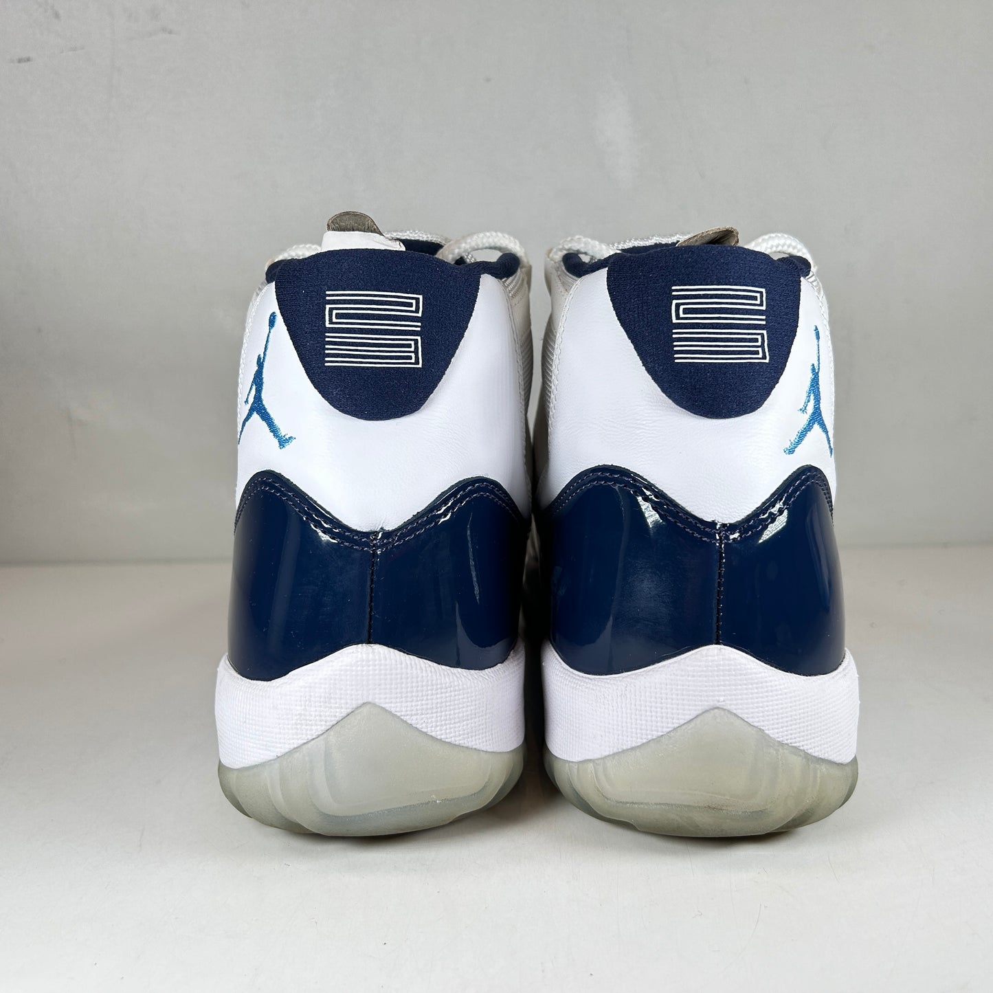 378037 123 Jordan 11 Retro UNC Win Like 82 [USED] - 10 M (Used) (No Box)