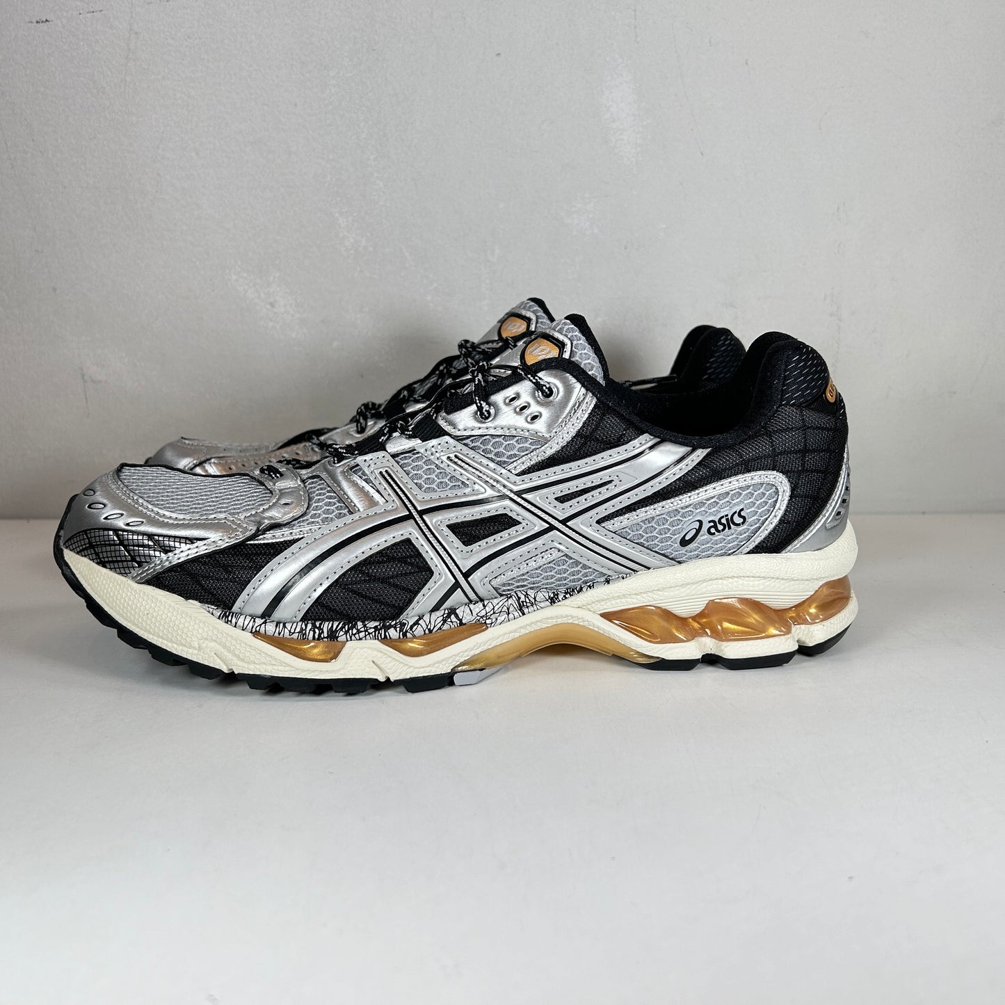1203A543 020 ASICS Gel-Nimbus 10.1 Piedmont Grey [USED] - 9.5 M (Used)