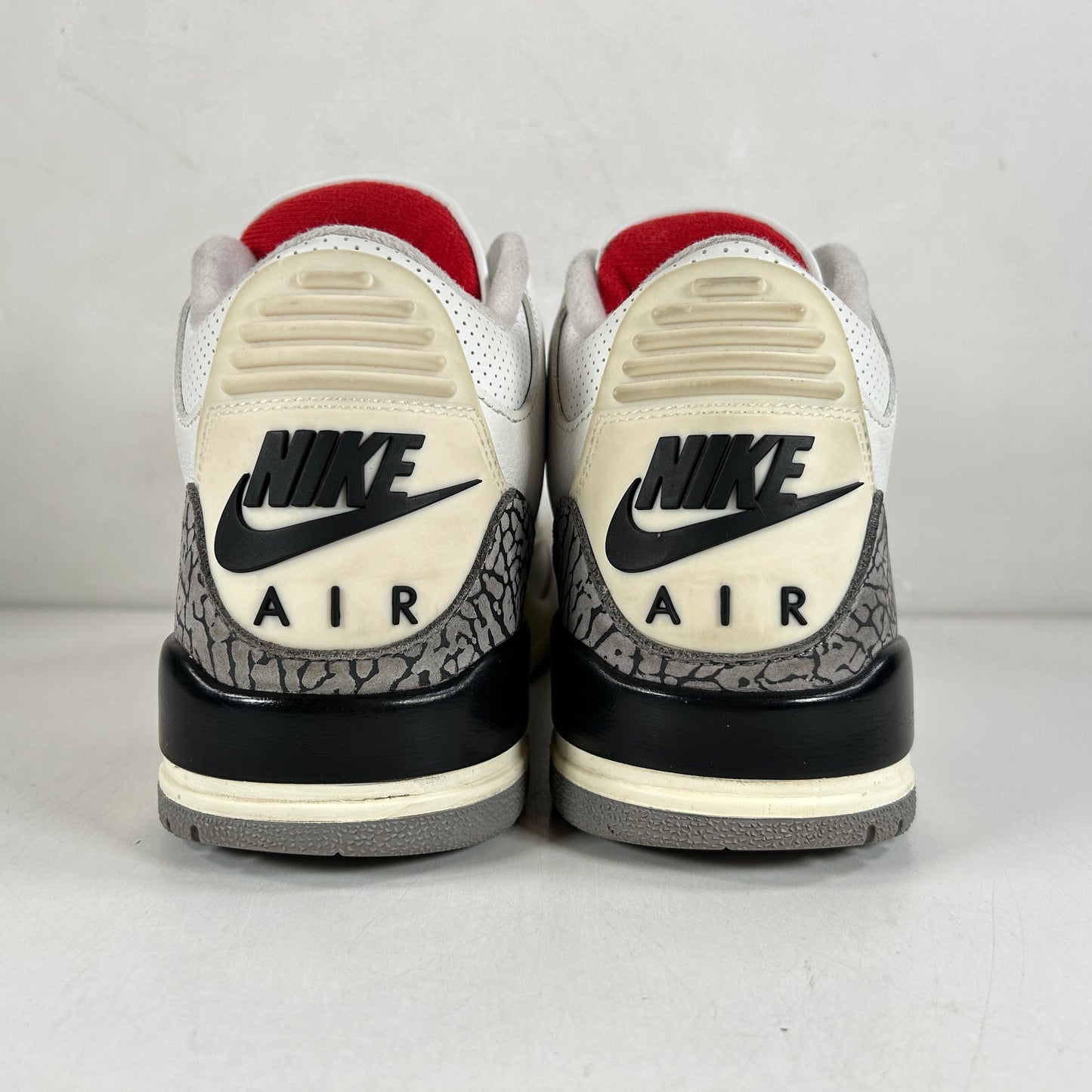 DN3707 100 Jordan 3 Retro White Cement Reimagined [USED] - 9 M (Used5)