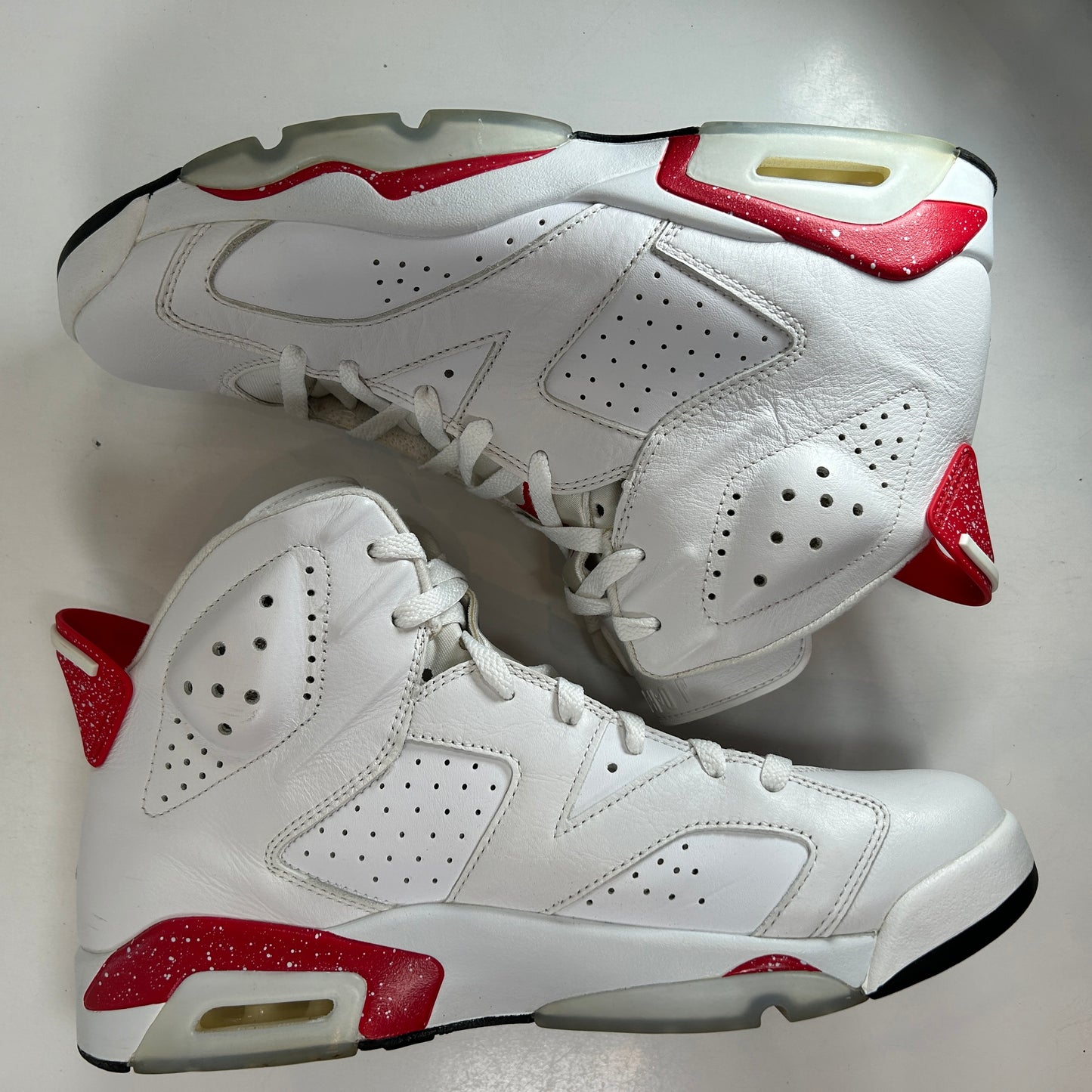 CT8529 162 Jordan 6 Retro Rojo Oreo