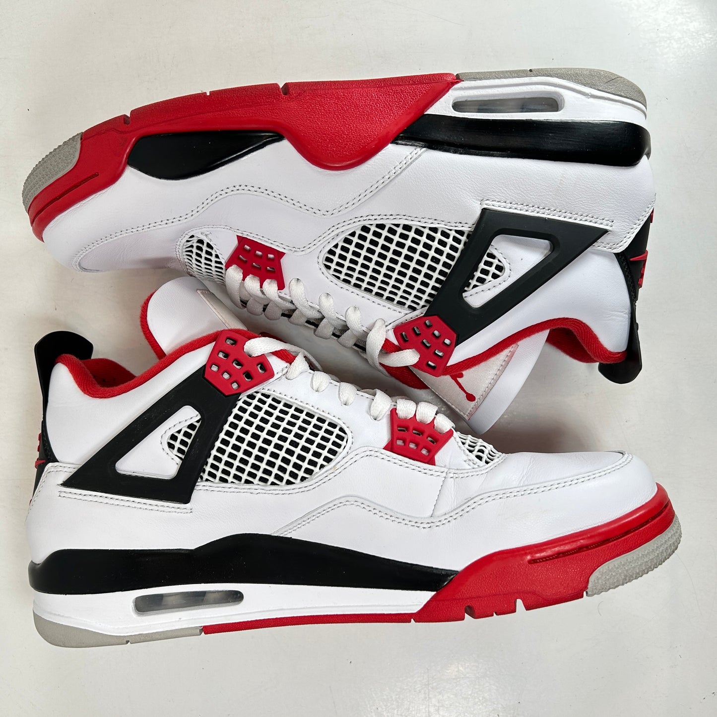 DC7770 160 Jordan 4 Retro Fire Red (2020) [USED] - 10.5 M (Used2)