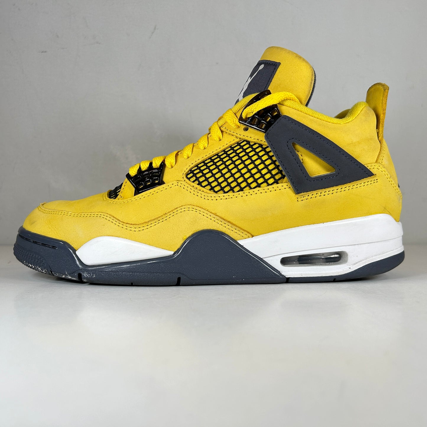 CT8527 700 Jordan 4 Retro Lightning (2021) [USED] - 9.5 M (Used5)