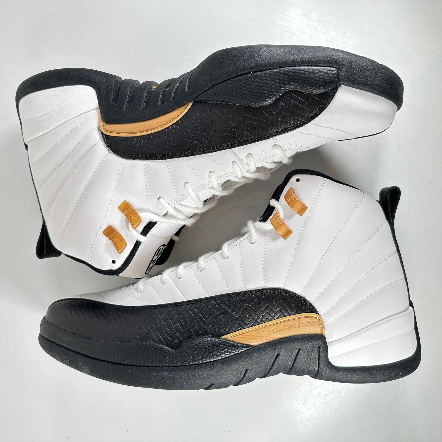 881427 122 Jordan 12 Retro Chinese New Year [USED] - 11 M (Used)