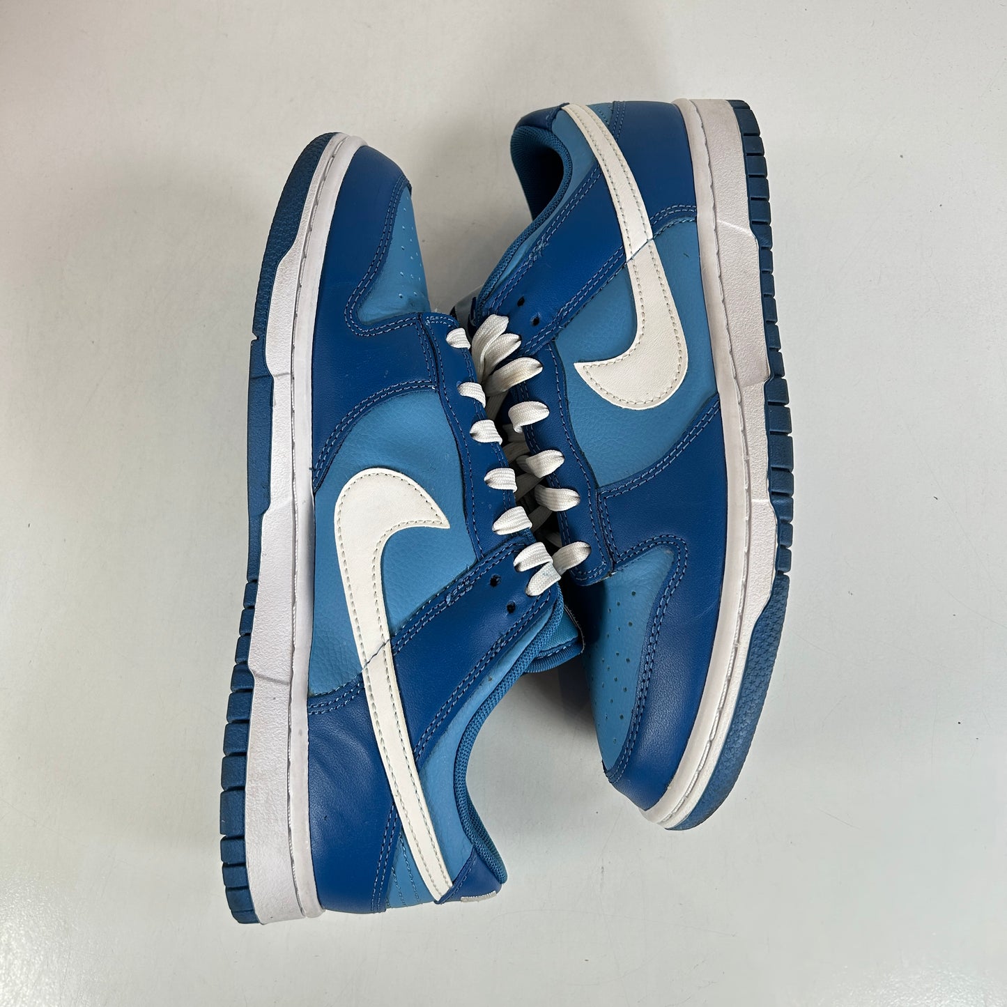 DJ6188 400 Nike Dunk Low Dark Marina Blue [USED] - 8.5 M (Used)