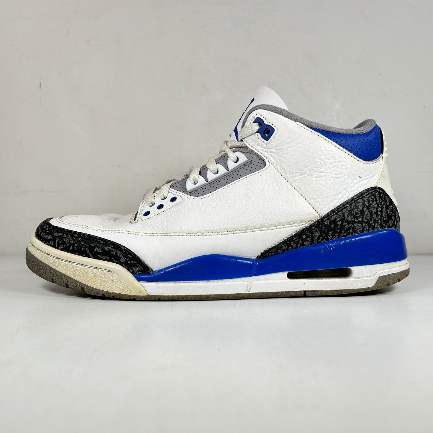 CT8532 145 Jordan 3 Retro Racer Blue [USED] - 10.5 M (Used)