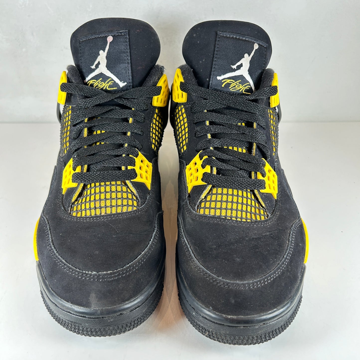 DH6927 017 Jordan 4 Retro Thunder [USED] - 9 M (Used2)