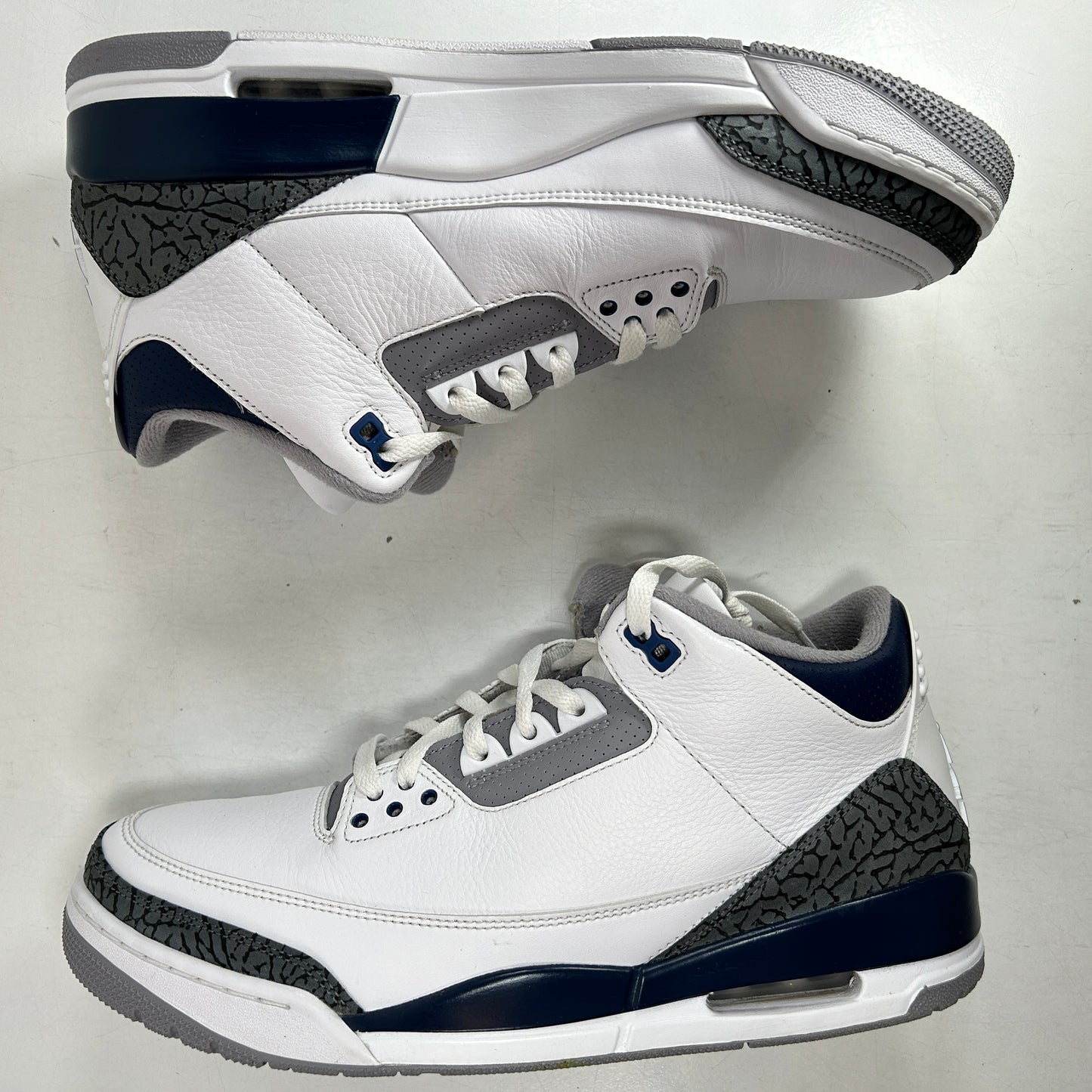 CT8532 140 Jordan 3 Retro Azul marino medianoche